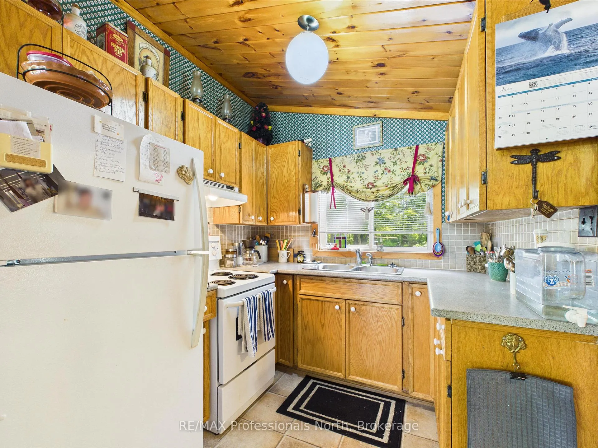 Photo 37 of 1007 Leech Lake Point Road, Bracebridge, Oakley — HOMEH