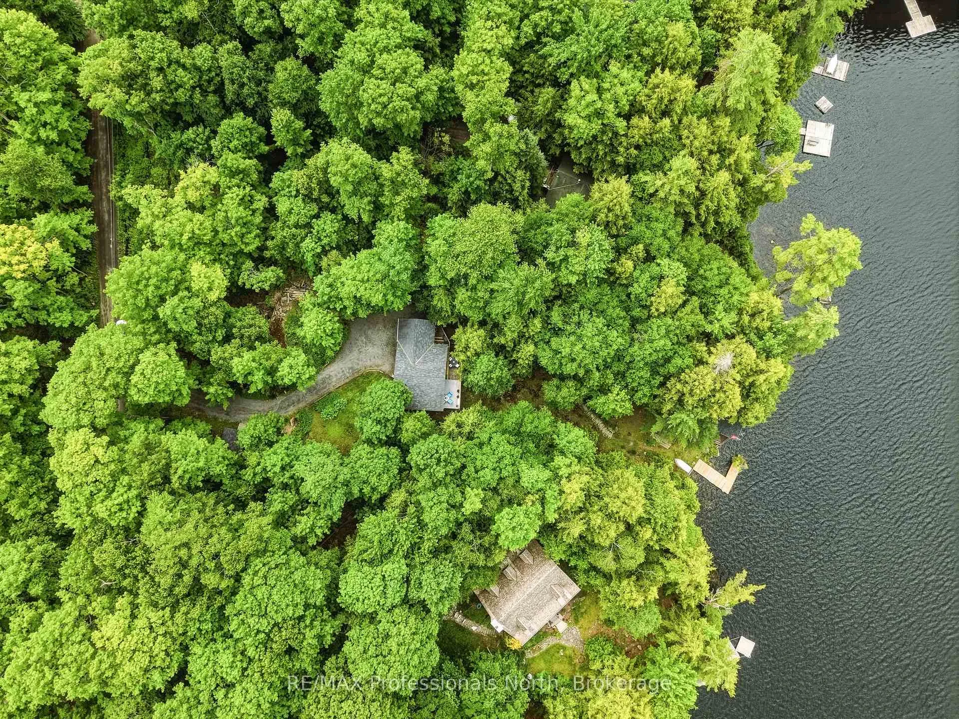 Photo 46 of 1007 Leech Lake Point Road, Bracebridge, Oakley — HOMEH