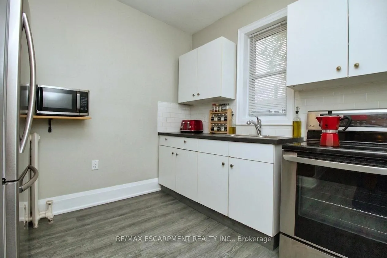 Photo 10 of Unit 1, 70 Spadina Avenue, Hamilton, Stipley — HOMEH