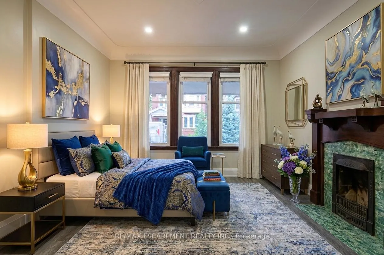 Photo 12 of Unit 1, 70 Spadina Avenue, Hamilton, Stipley — HOMEH