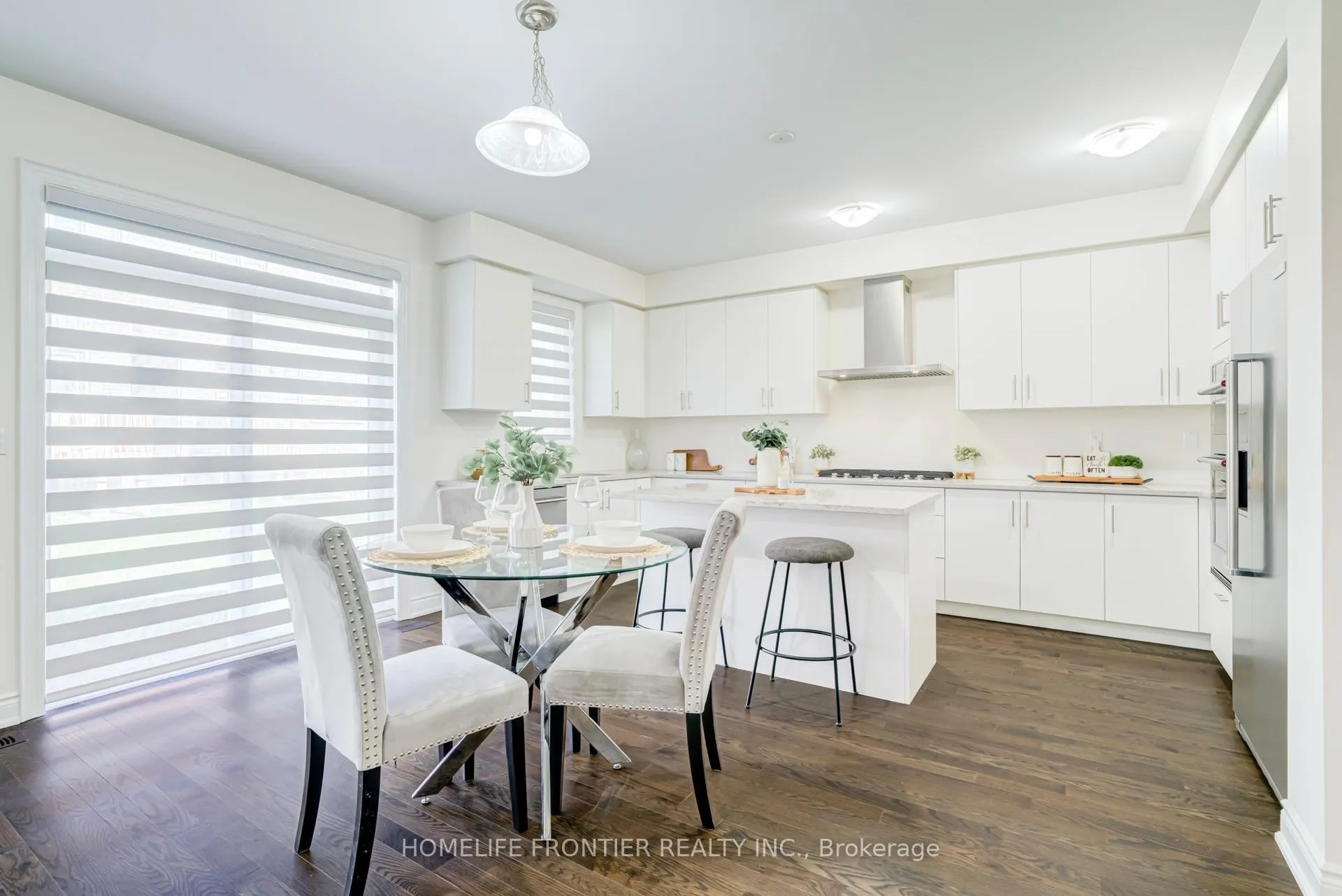 Photo 13 of 16 Gladmary Drive, Brampton, Bram West — HOMEH
