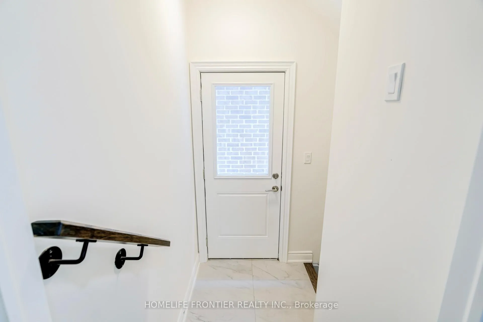 Photo 44 of 16 Gladmary Drive, Brampton, Bram West — HOMEH