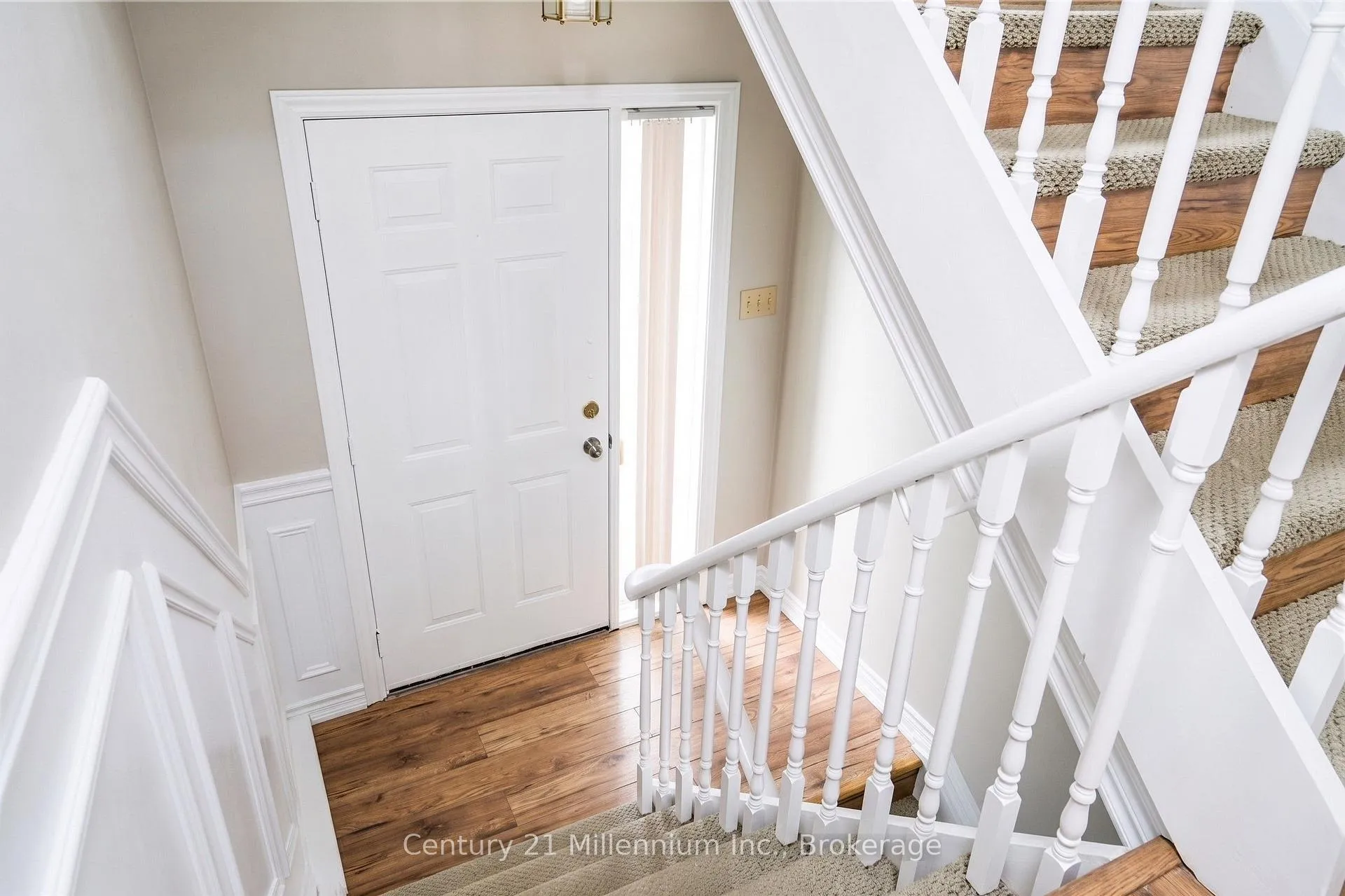 Photo 2 of Unit 4, 10 Baker Street, Wasaga Beach — HOMEH
