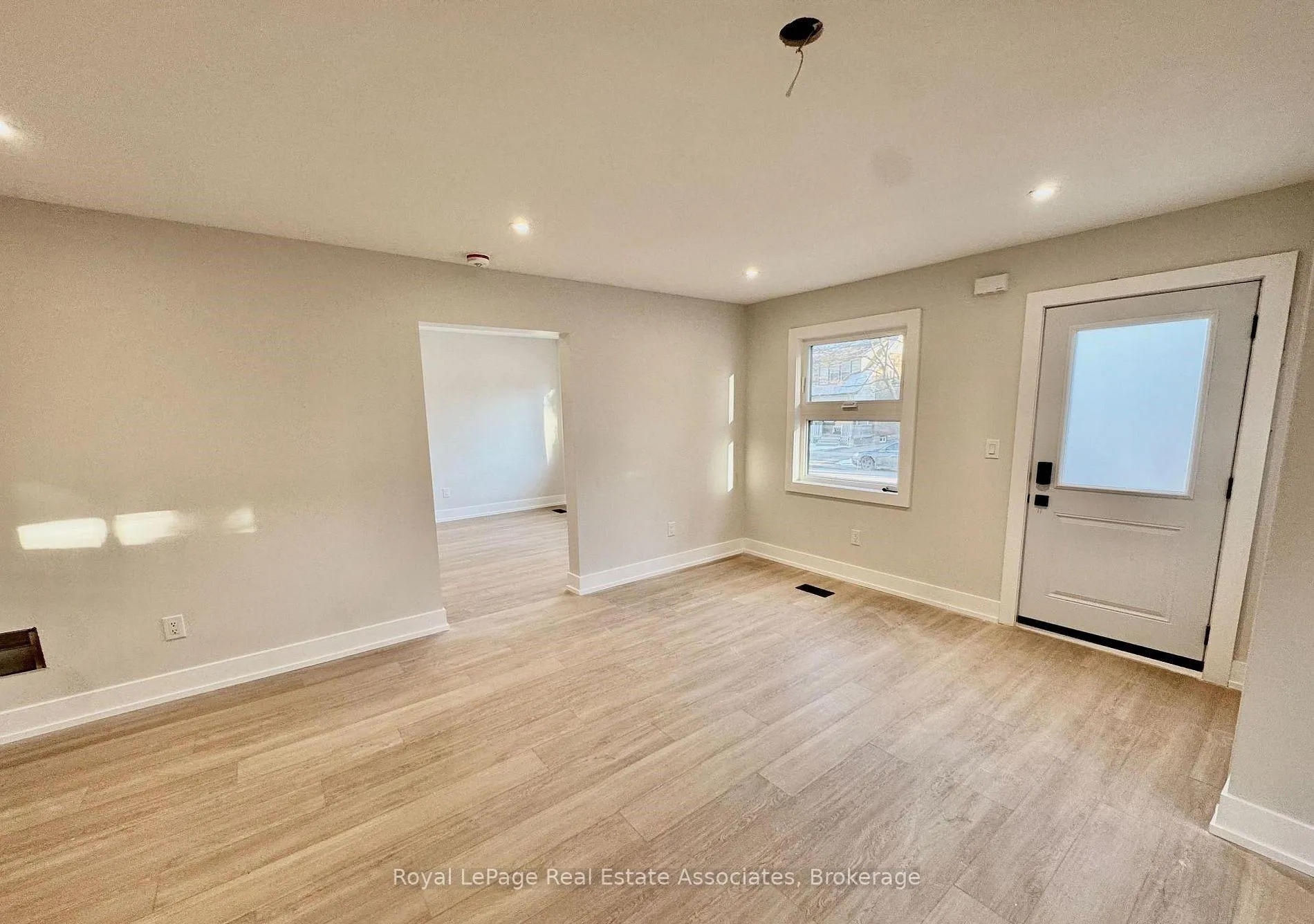 Front of Unit Unit 1, 246 Marlborough Street