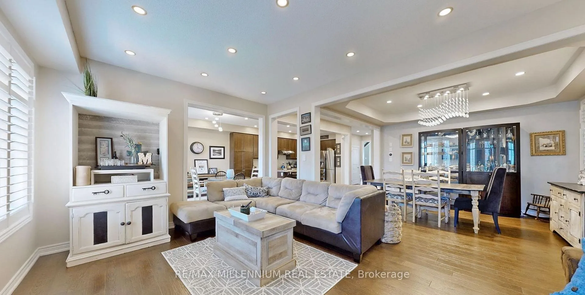 Photo 7 of 253 East's Corners (Main & 2nd Floors) Boulevard S, Vaughan, Kleinburg — HOMEH