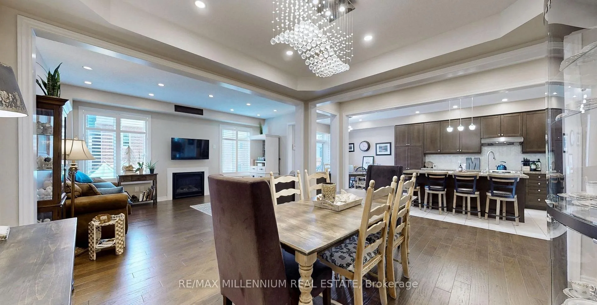 Photo 10 of 253 East's Corners (Main & 2nd Floors) Boulevard S, Vaughan, Kleinburg — HOMEH
