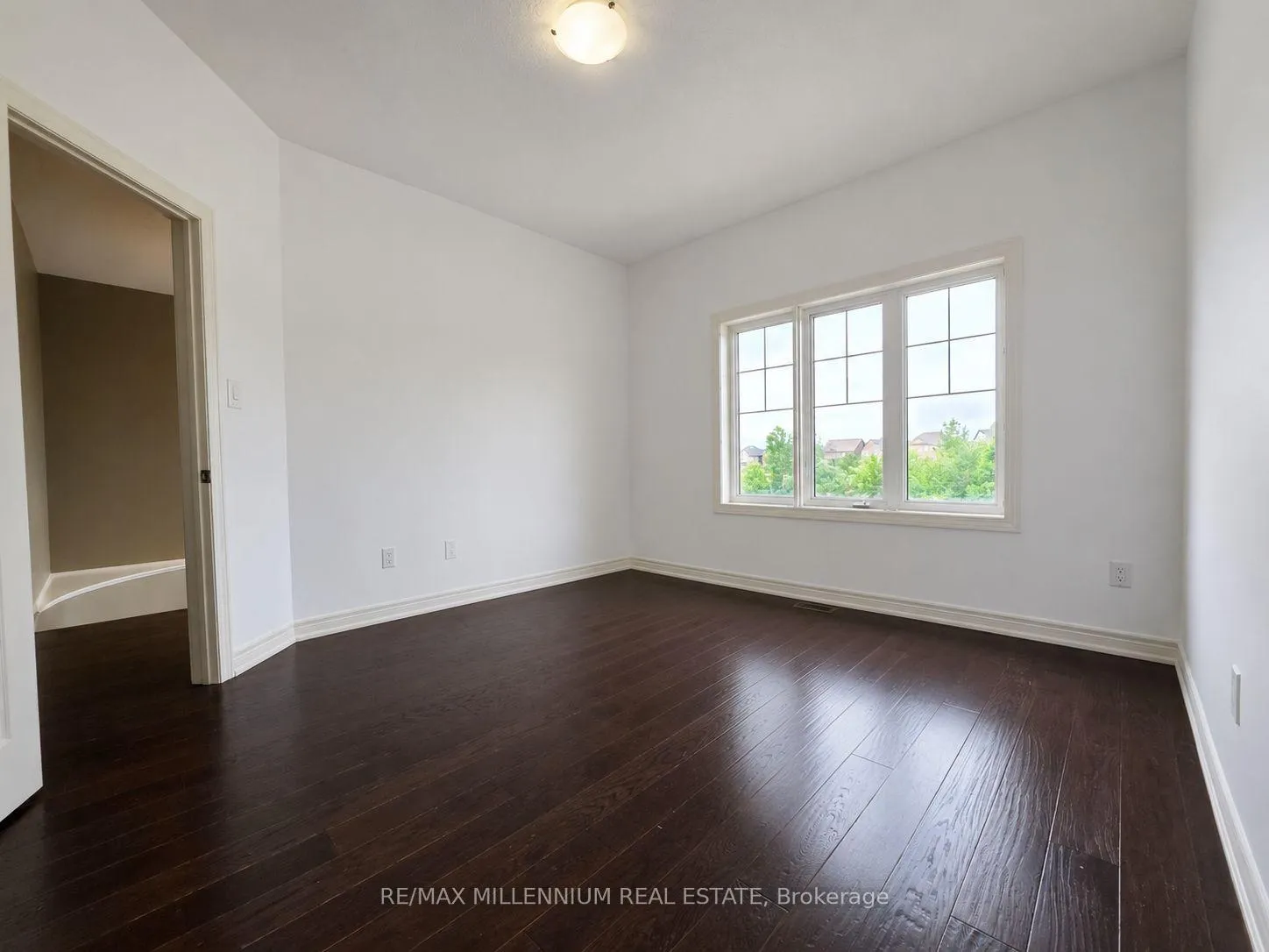 Photo 23 of 253 East's Corners (Main & 2nd Floors) Boulevard S, Vaughan, Kleinburg — HOMEH