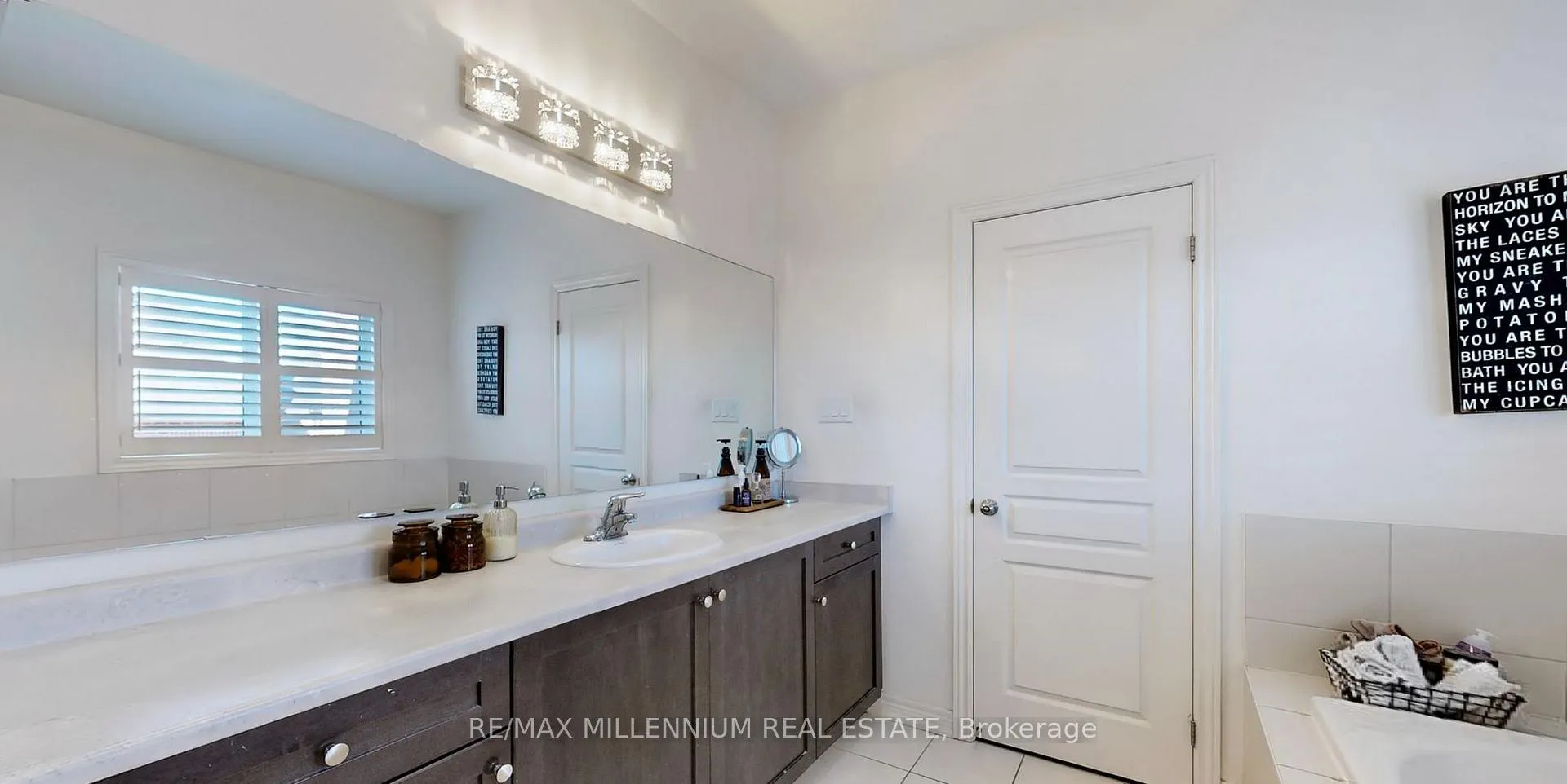 Photo 28 of 253 East's Corners (Main & 2nd Floors) Boulevard S, Vaughan, Kleinburg — HOMEH