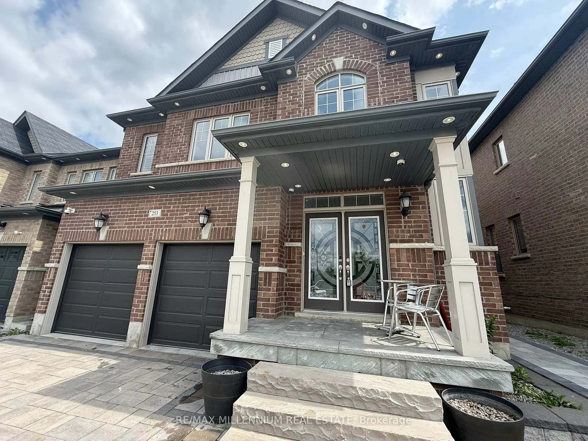 Photo 36 of 253 East's Corners (Main & 2nd Floors) Boulevard S, Vaughan, Kleinburg — HOMEH