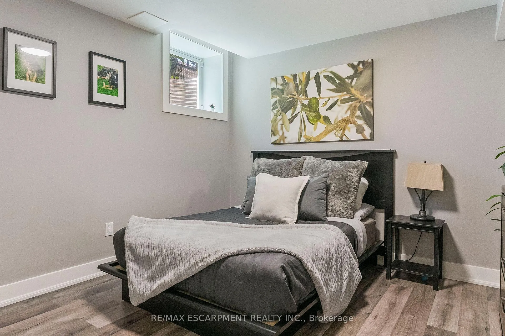 Photo 37 of Unit 37, 2243 Turnberry Road, Burlington, Rose — HOMEH