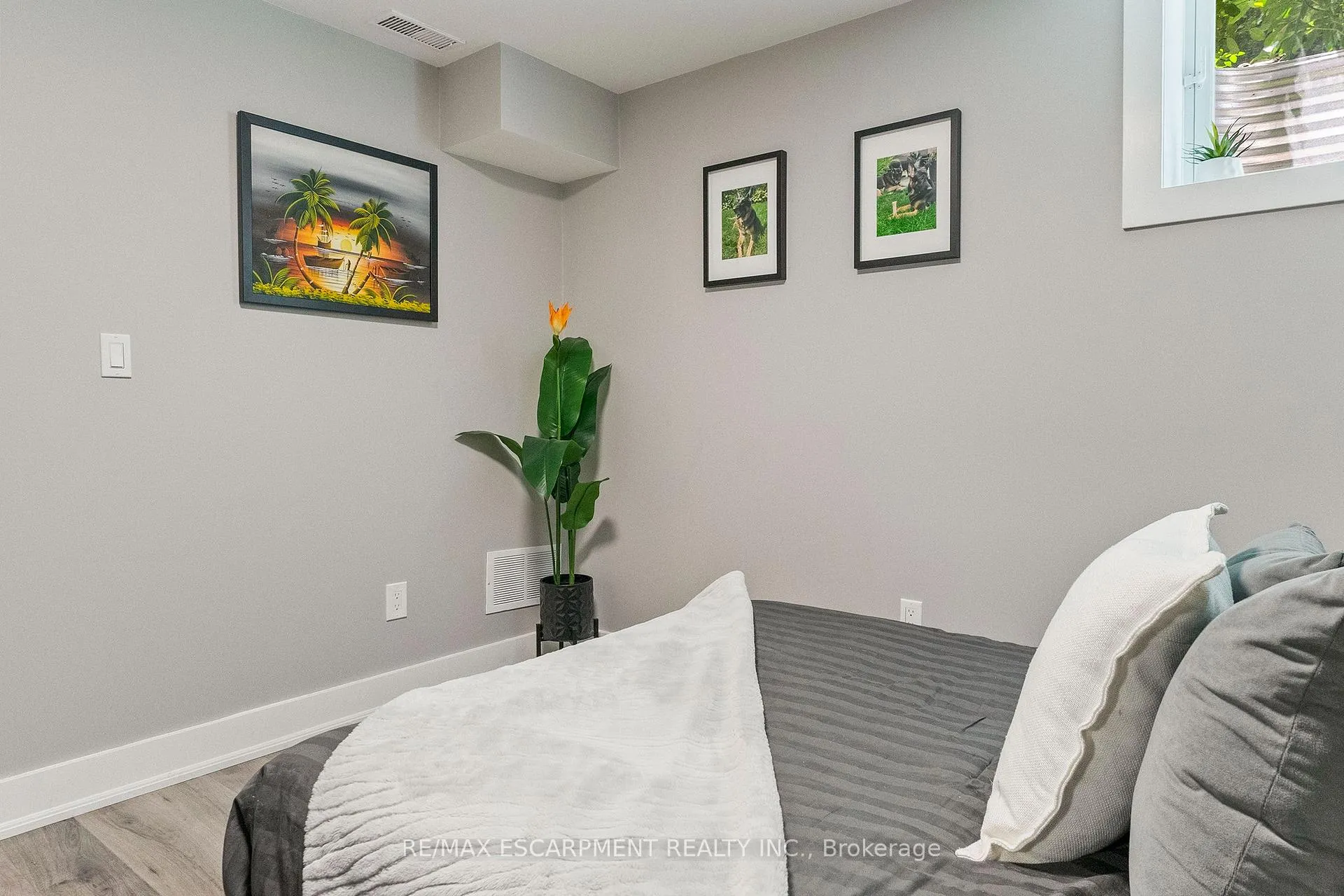Photo 39 of Unit 37, 2243 Turnberry Road, Burlington, Rose — HOMEH