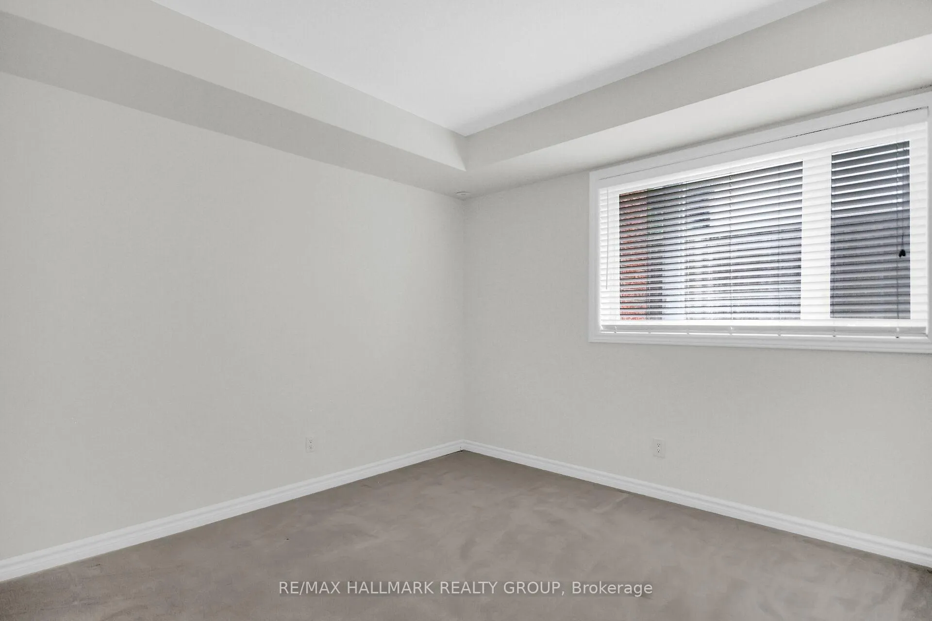 Photo 22 of Unit B, 251 Crestway Drive, Ottawa, Barrhaven East — HOMEH