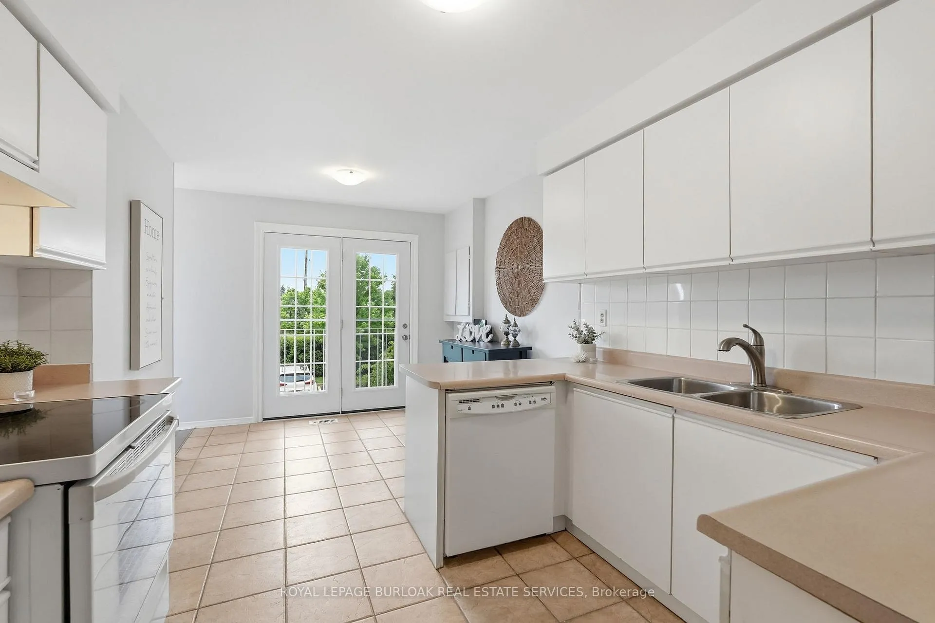 Photo 16 of Unit 202, 2055 Walkers Line, Burlington, Rose — HOMEH