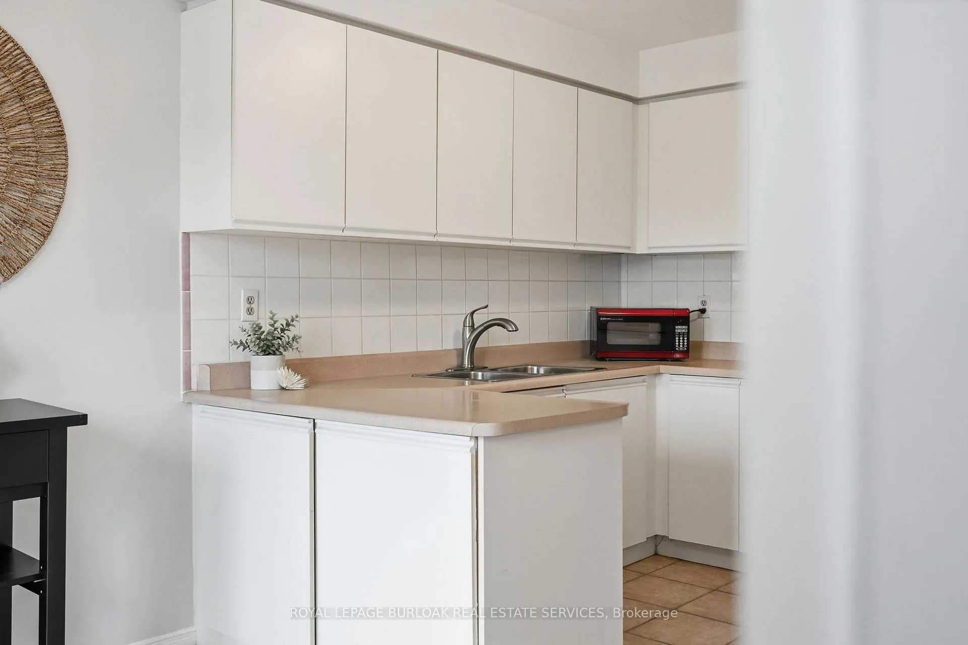 Photo 21 of Unit 202, 2055 Walkers Line, Burlington, Rose — HOMEH
