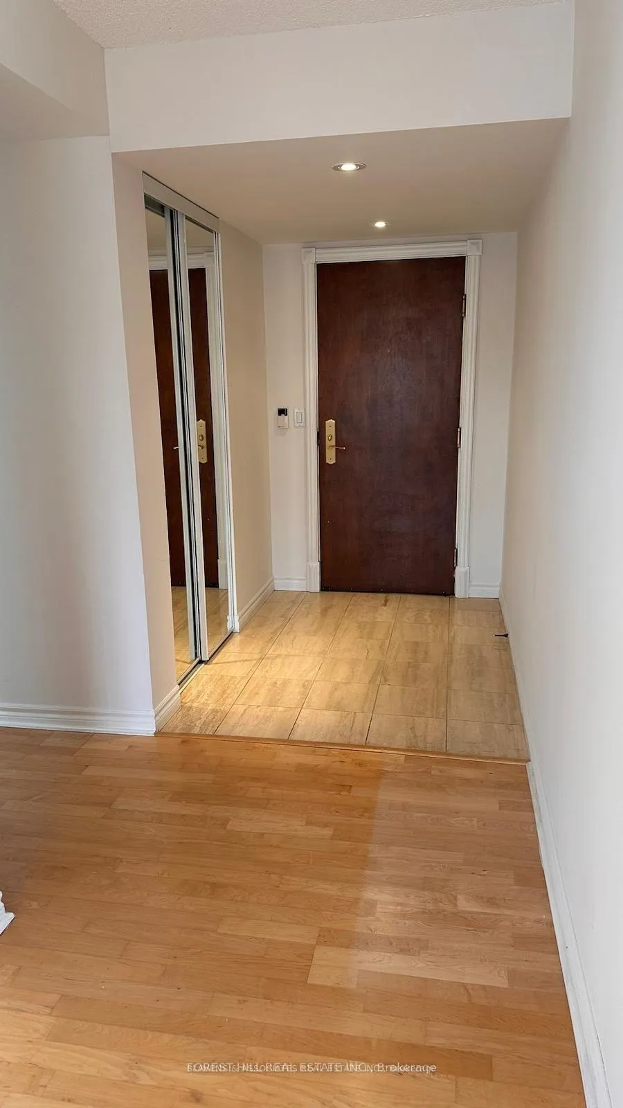Photo 1 of Unit 512, 130 Pond Drive, Markham, Commerce Valley — HOMEH