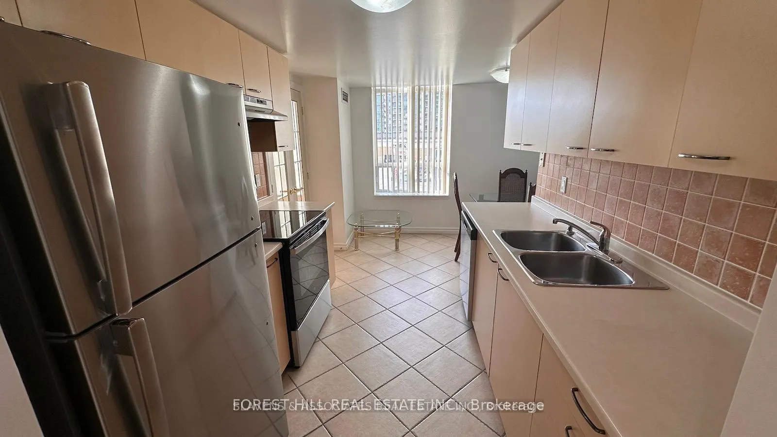 Photo 8 of Unit 512, 130 Pond Drive, Markham, Commerce Valley — HOMEH
