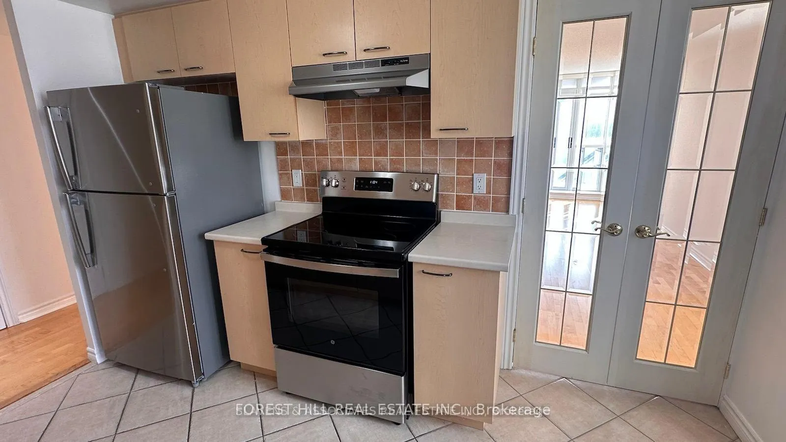 Photo 9 of Unit 512, 130 Pond Drive, Markham, Commerce Valley — HOMEH