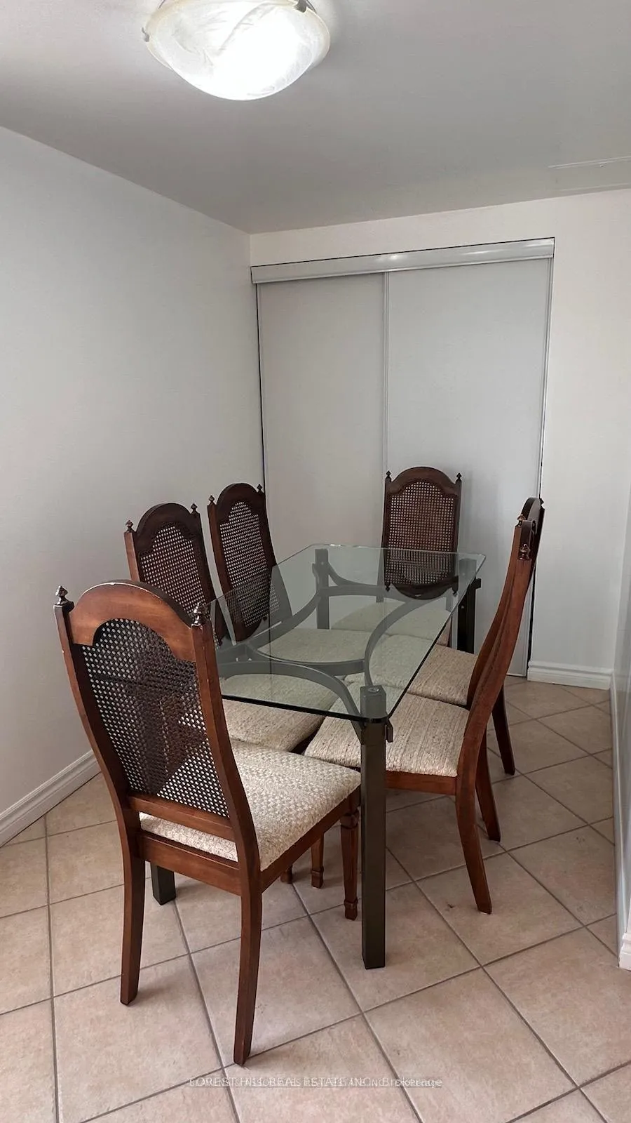 Photo 11 of Unit 512, 130 Pond Drive, Markham, Commerce Valley — HOMEH