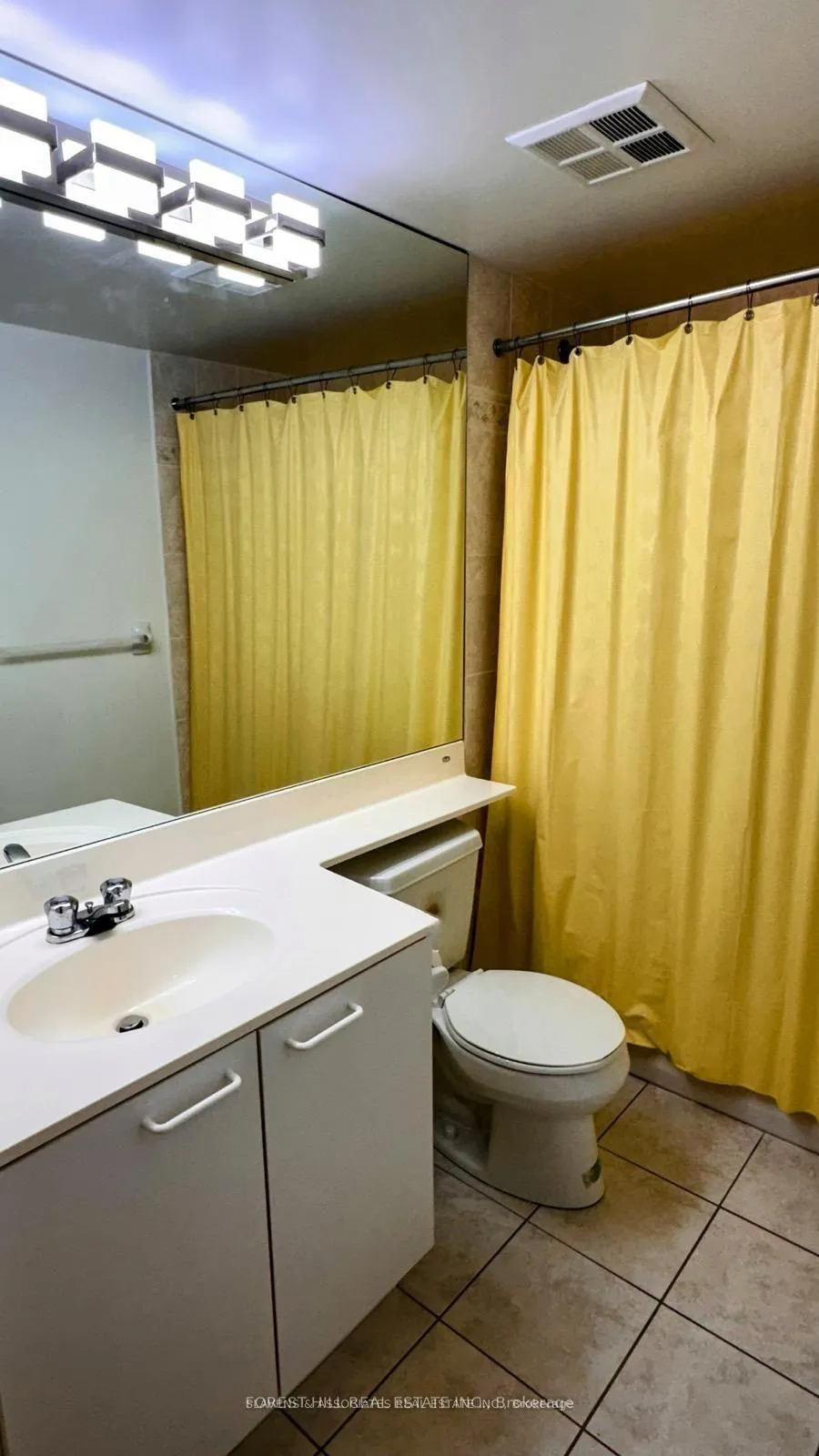Photo 15 of Unit 512, 130 Pond Drive, Markham, Commerce Valley — HOMEH