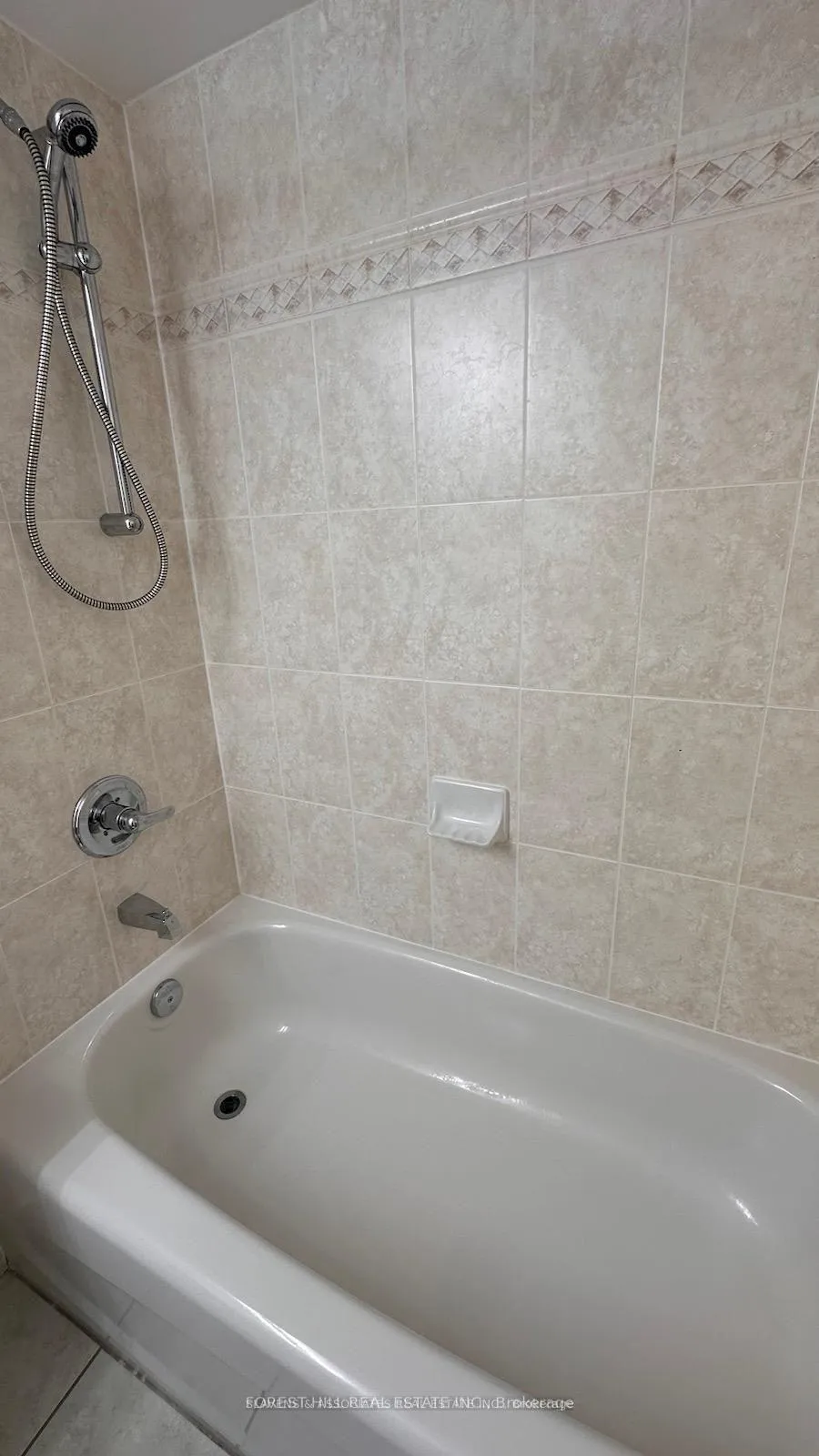 Photo 16 of Unit 512, 130 Pond Drive, Markham, Commerce Valley — HOMEH