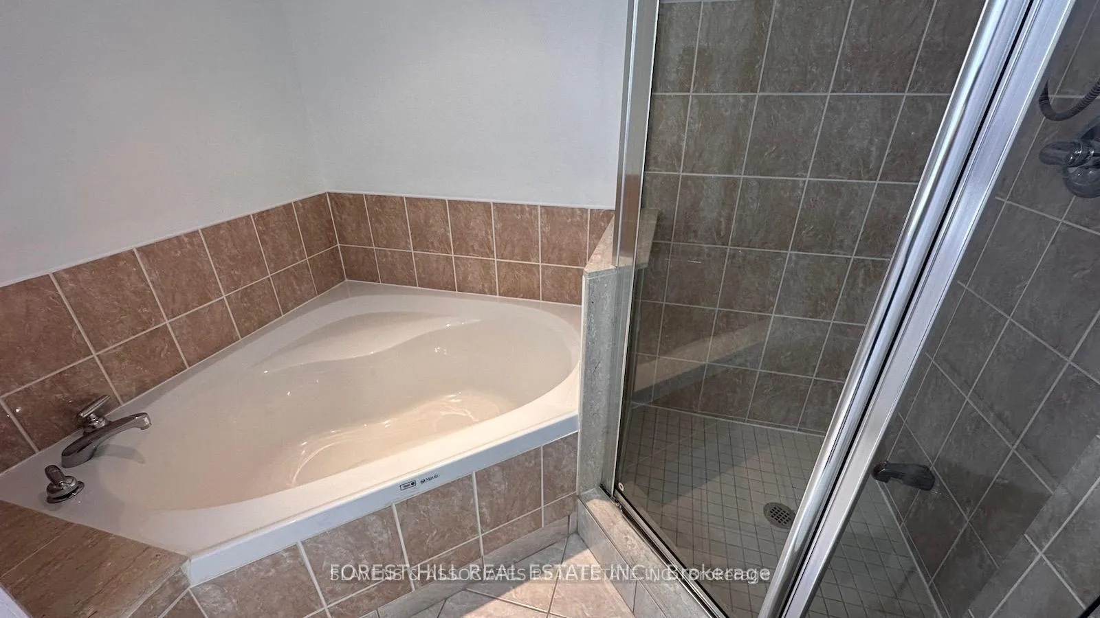Photo 18 of Unit 512, 130 Pond Drive, Markham, Commerce Valley — HOMEH