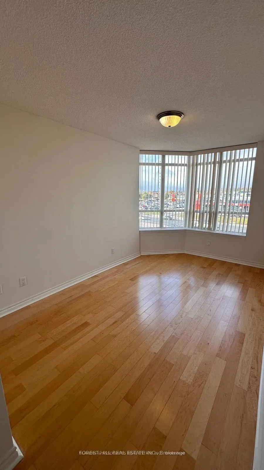 Photo 27 of Unit 512, 130 Pond Drive, Markham, Commerce Valley — HOMEH