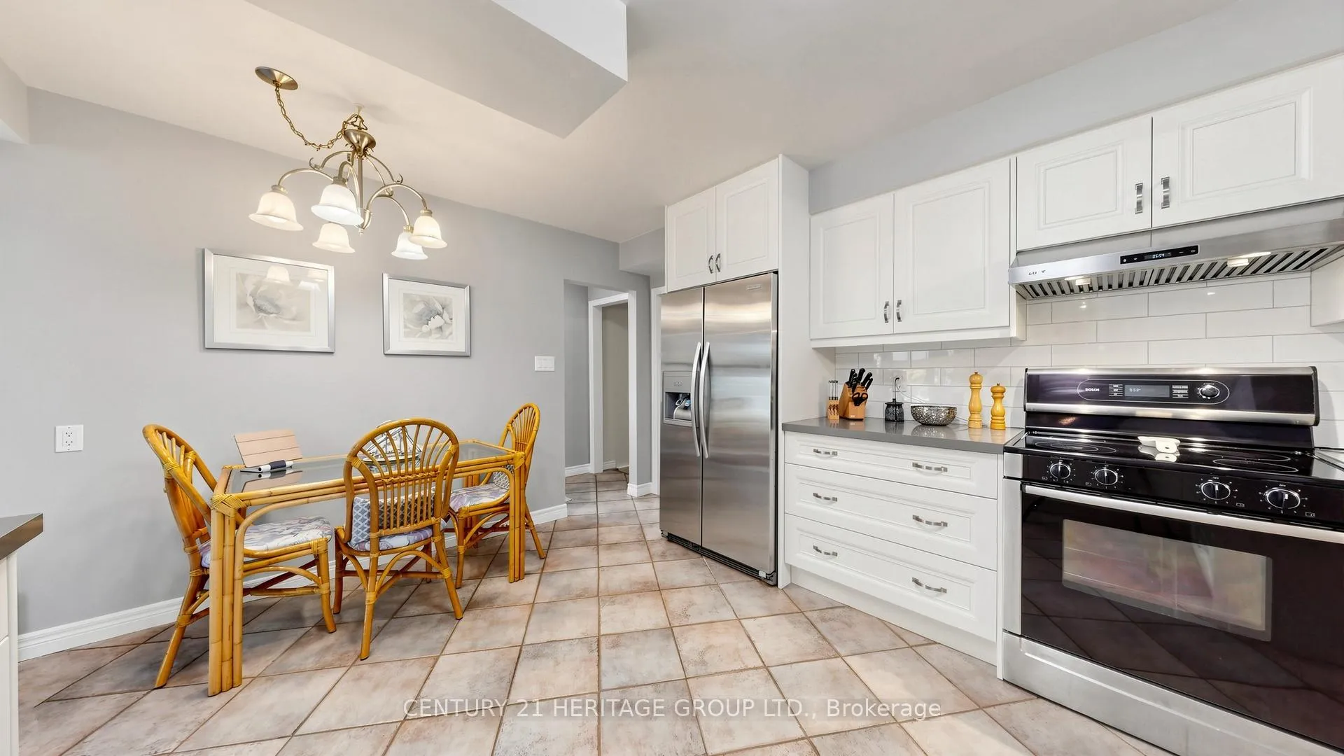Photo 16 of 47 Henderson Avenue, Markham, Grandview — HOMEH