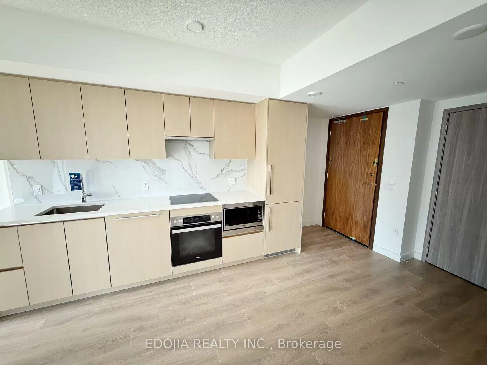 Photo 1 of Unit 1901, 3 Concord Cityplace Way, Toronto, Waterfront Communities — HOMEH