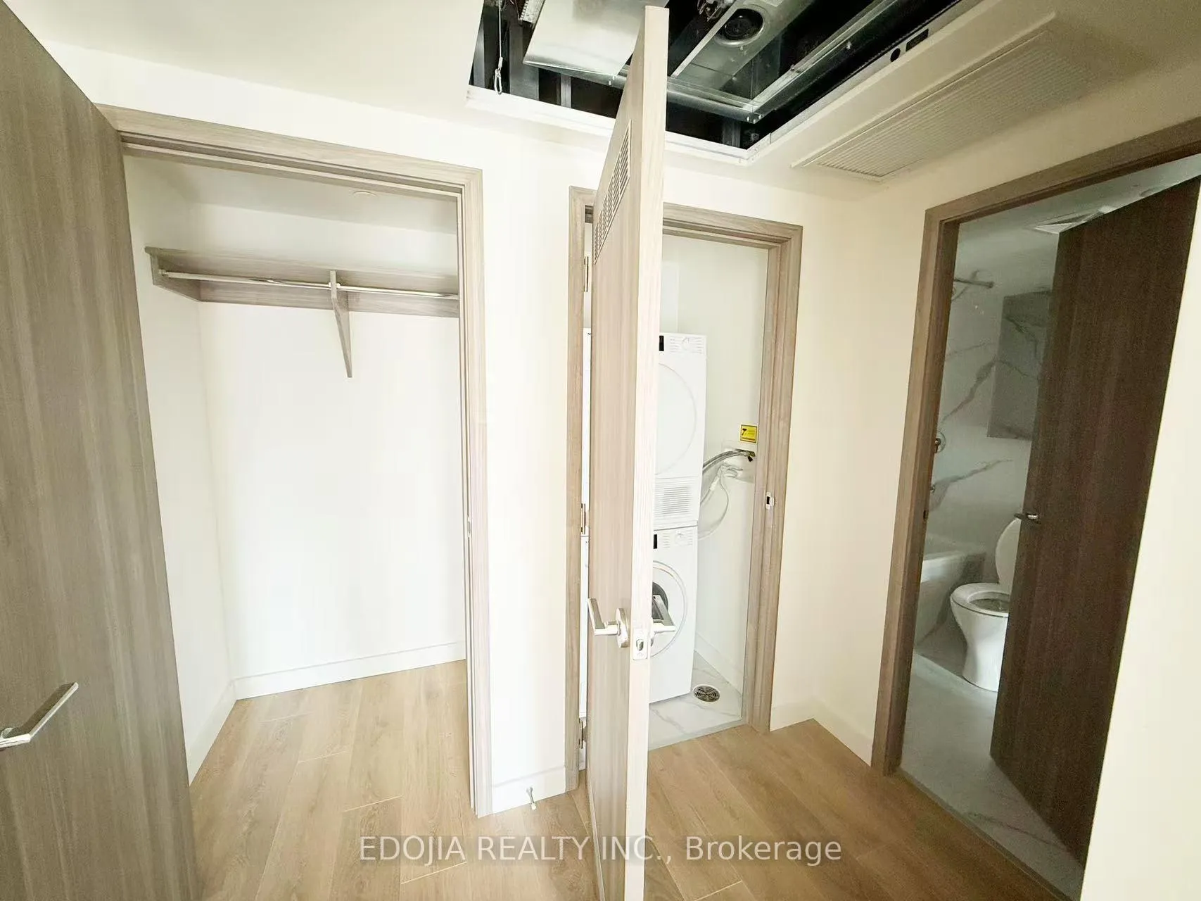 Photo 3 of Unit 1901, 3 Concord Cityplace Way, Toronto, Waterfront Communities — HOMEH