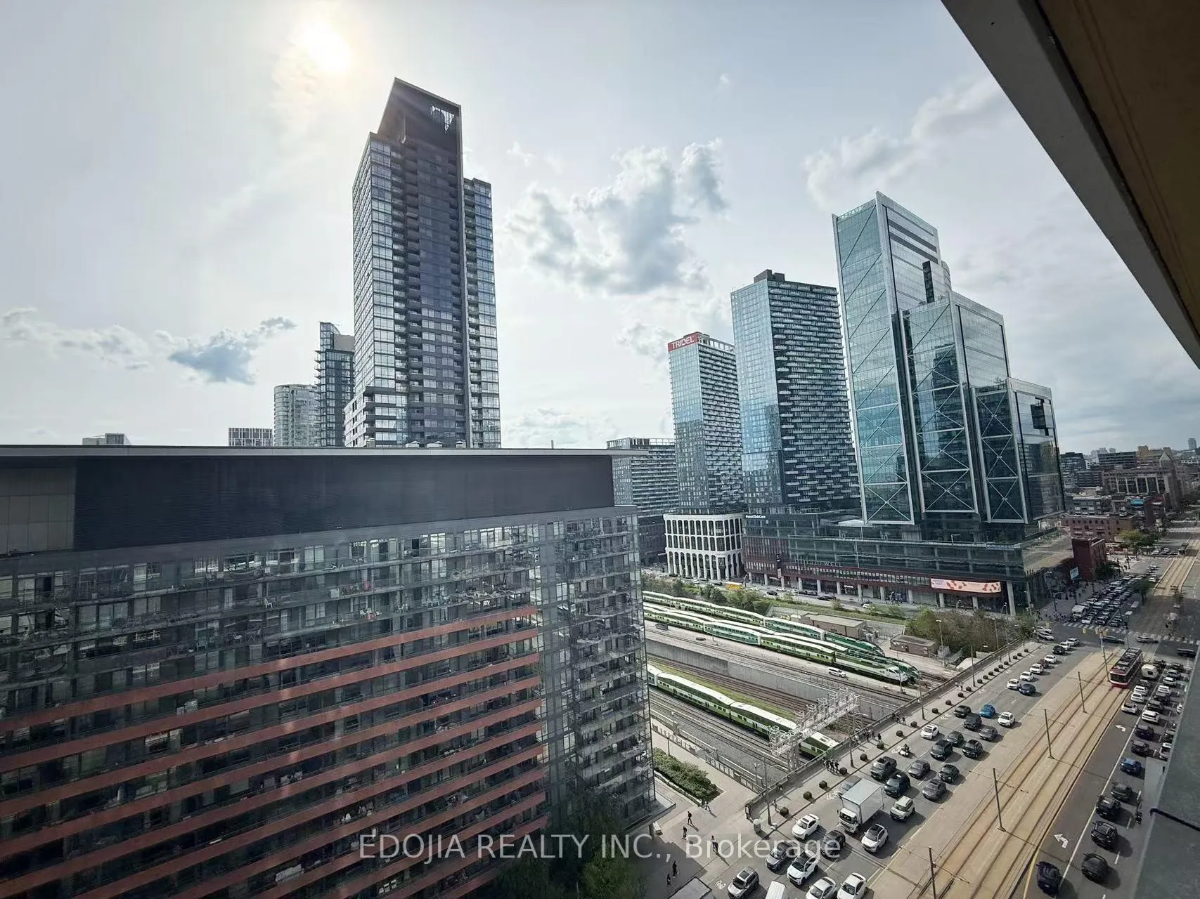 Photo 5 of Unit 1901, 3 Concord Cityplace Way, Toronto, Waterfront Communities — HOMEH