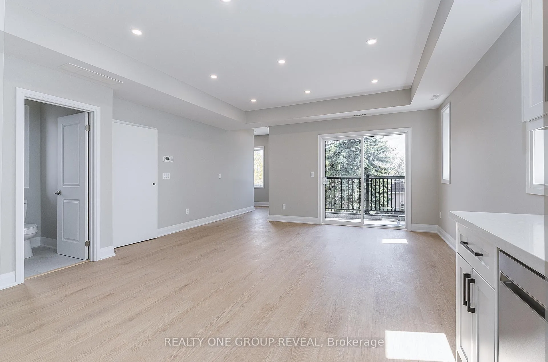 Photo 7 of Unit Unit 2, 223 Grenfell Street, Oshawa, Vanier — HOMEH