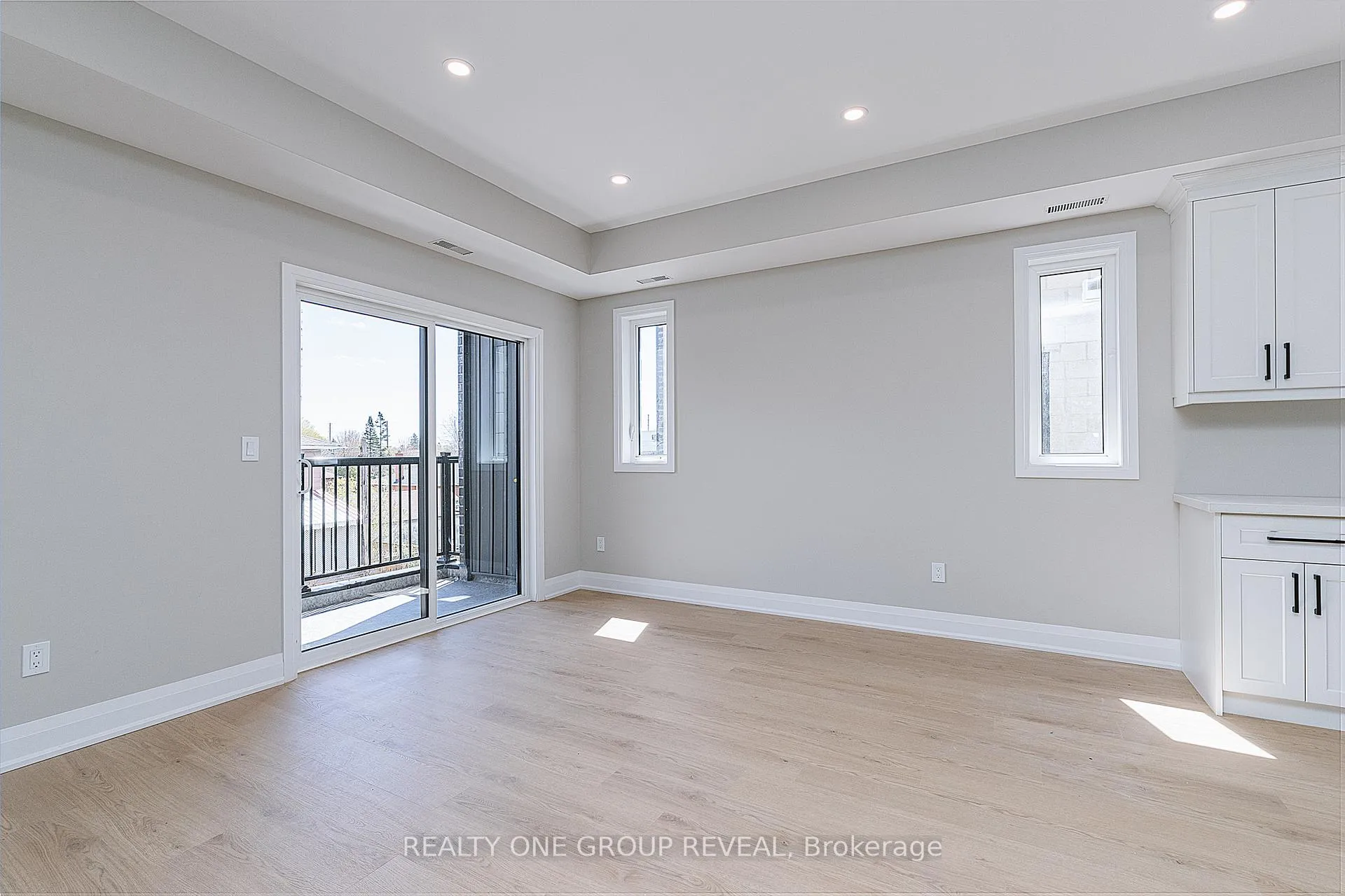 Photo 8 of Unit Unit 2, 223 Grenfell Street, Oshawa, Vanier — HOMEH