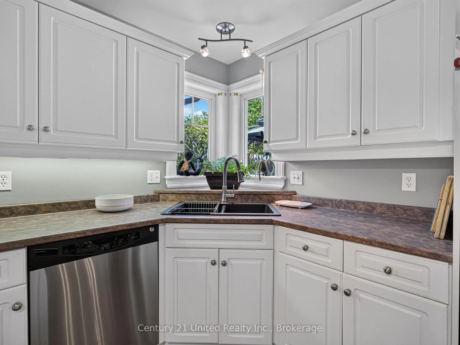 Photo 14 of 3034 Clear Lake Road, Selwyn — HOMEH