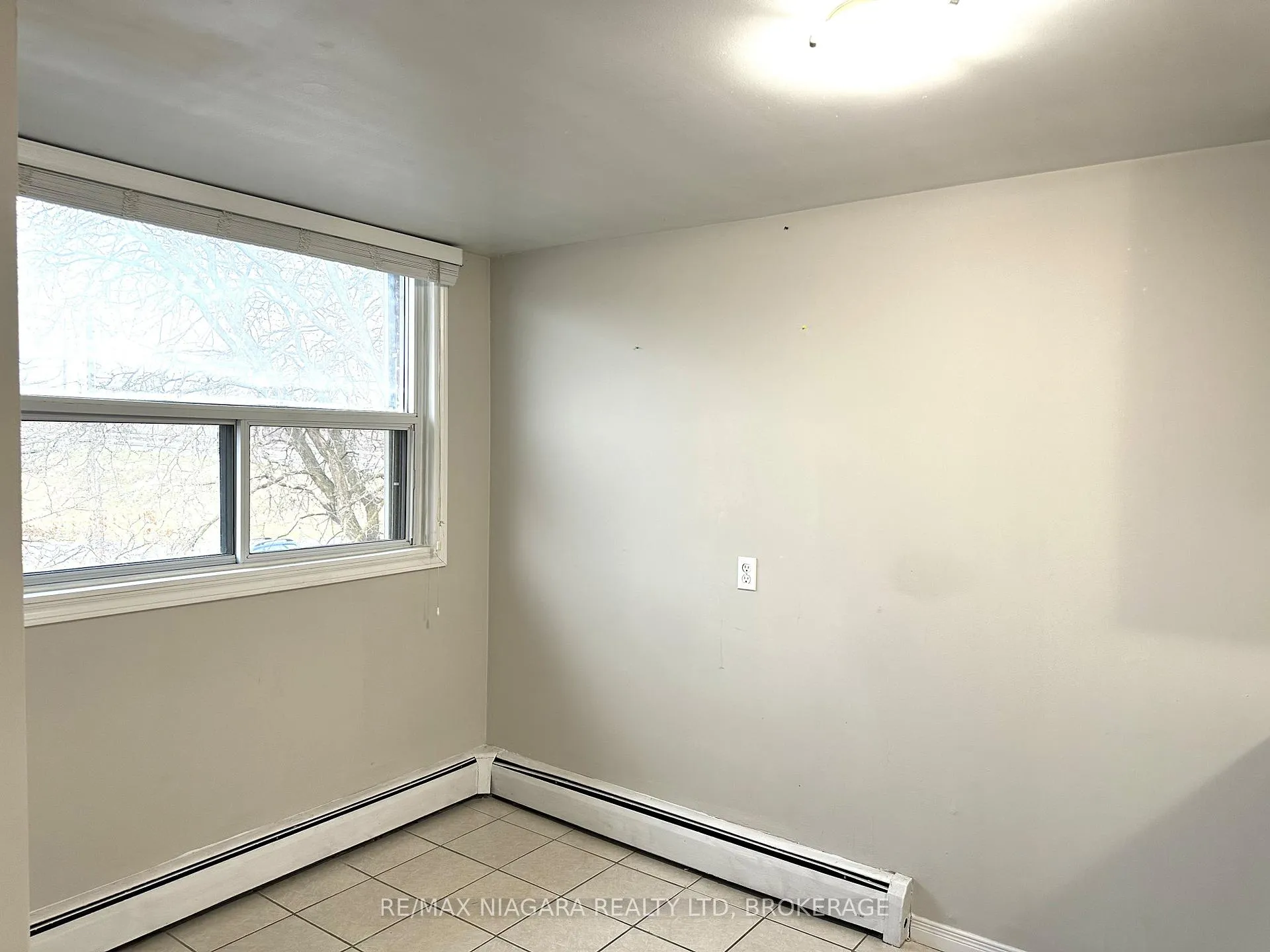 Photo 27 of Unit 201, 7 Riverview Boulevard, St. Catharines, Glendale/Glenridge — HOMEH