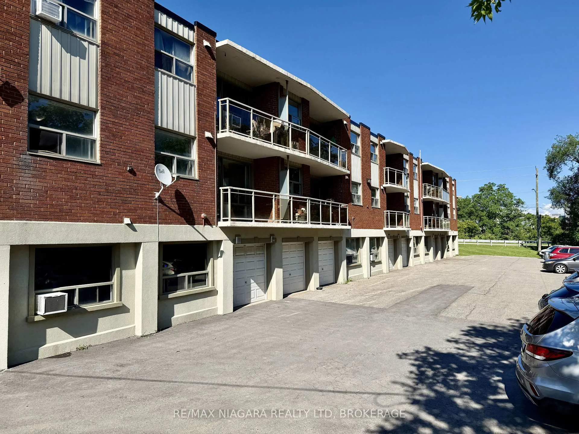 Photo 11 of Unit 201, 7 Riverview Boulevard, St. Catharines, Glendale/Glenridge — HOMEH