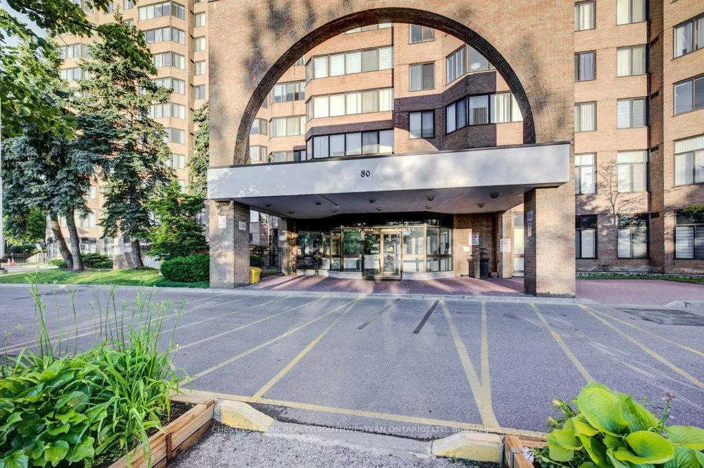 Photo 3 of Unit 1913, 80 Alton Tower Circle, Scarborough, Milliken — HOMEH