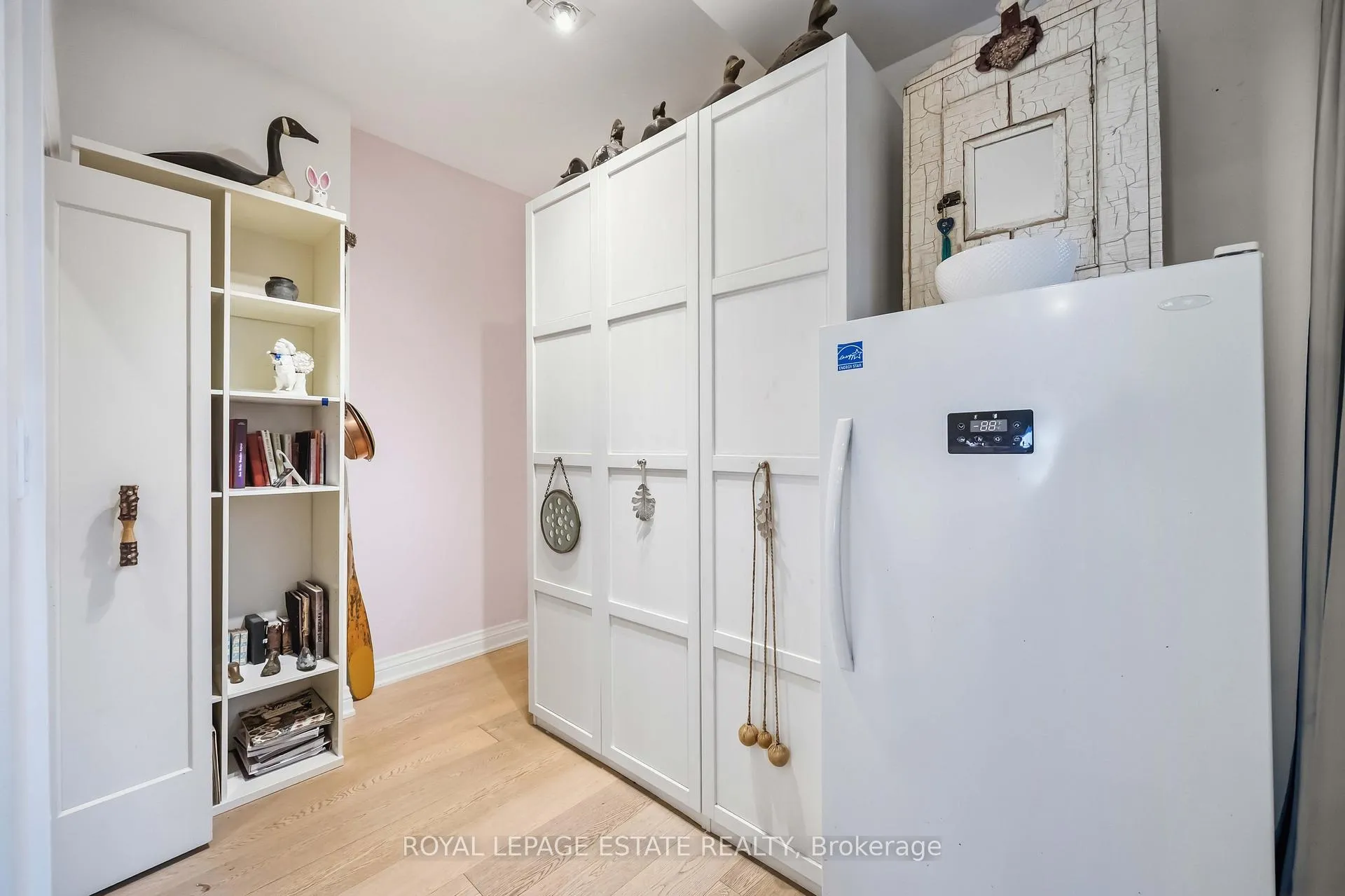 Photo 11 of 100 Seaton Street, Toronto, Cabbagetown-South St. James Town — HOMEH