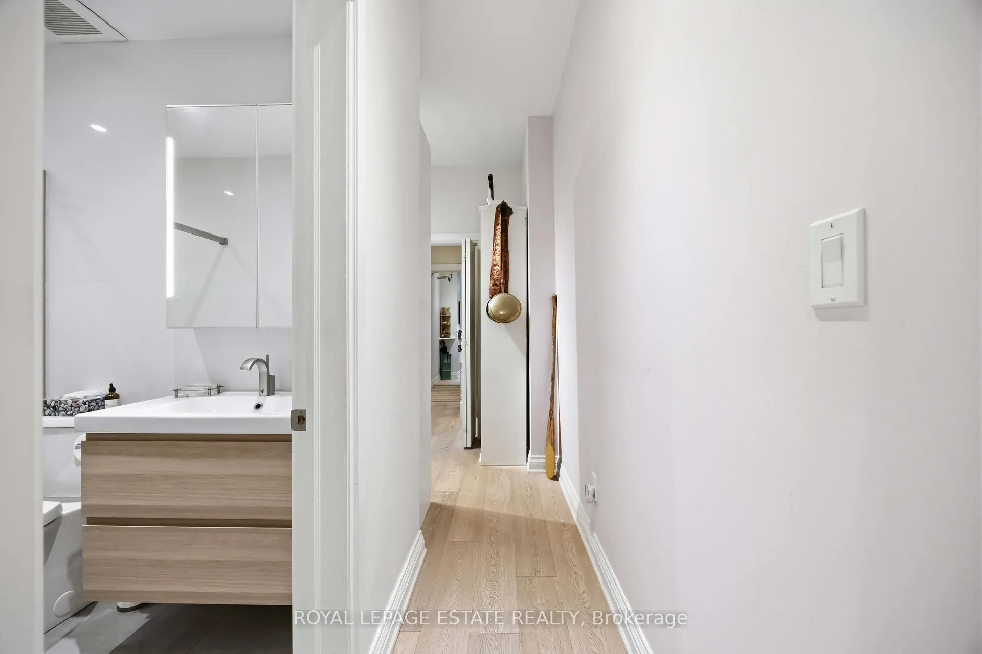 Photo 12 of 100 Seaton Street, Toronto, Cabbagetown-South St. James Town — HOMEH