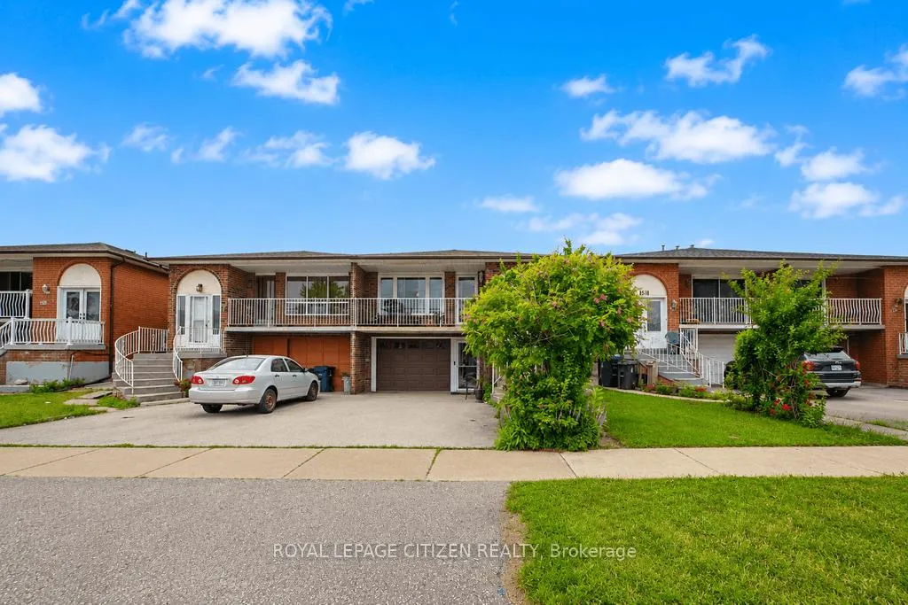 Photo 3 of 55 Kittiwake Avenue, Etobicoke, West Humber-Clairville — HOMEH