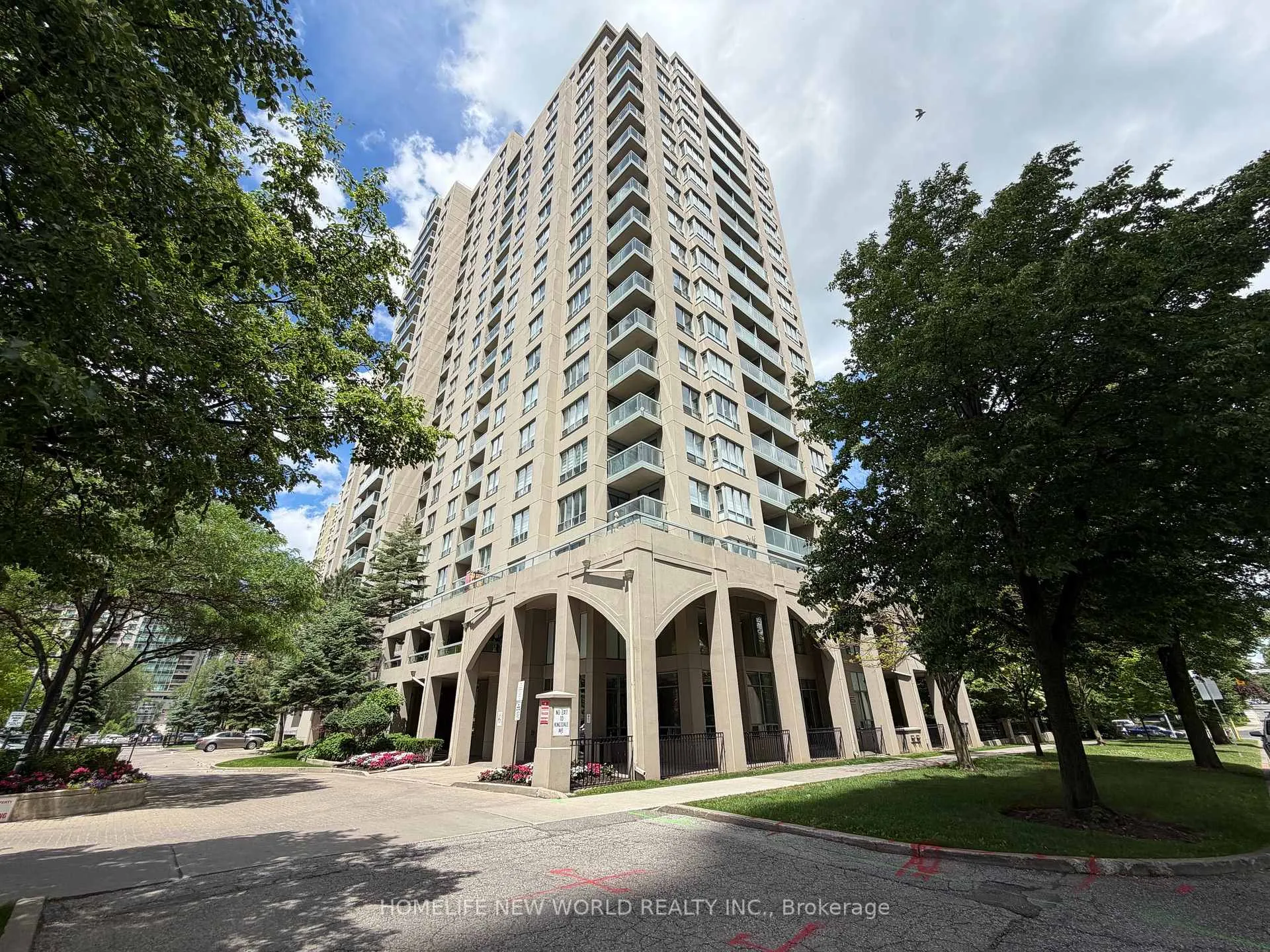 Front of Unit 506, 28 Empress Avenue