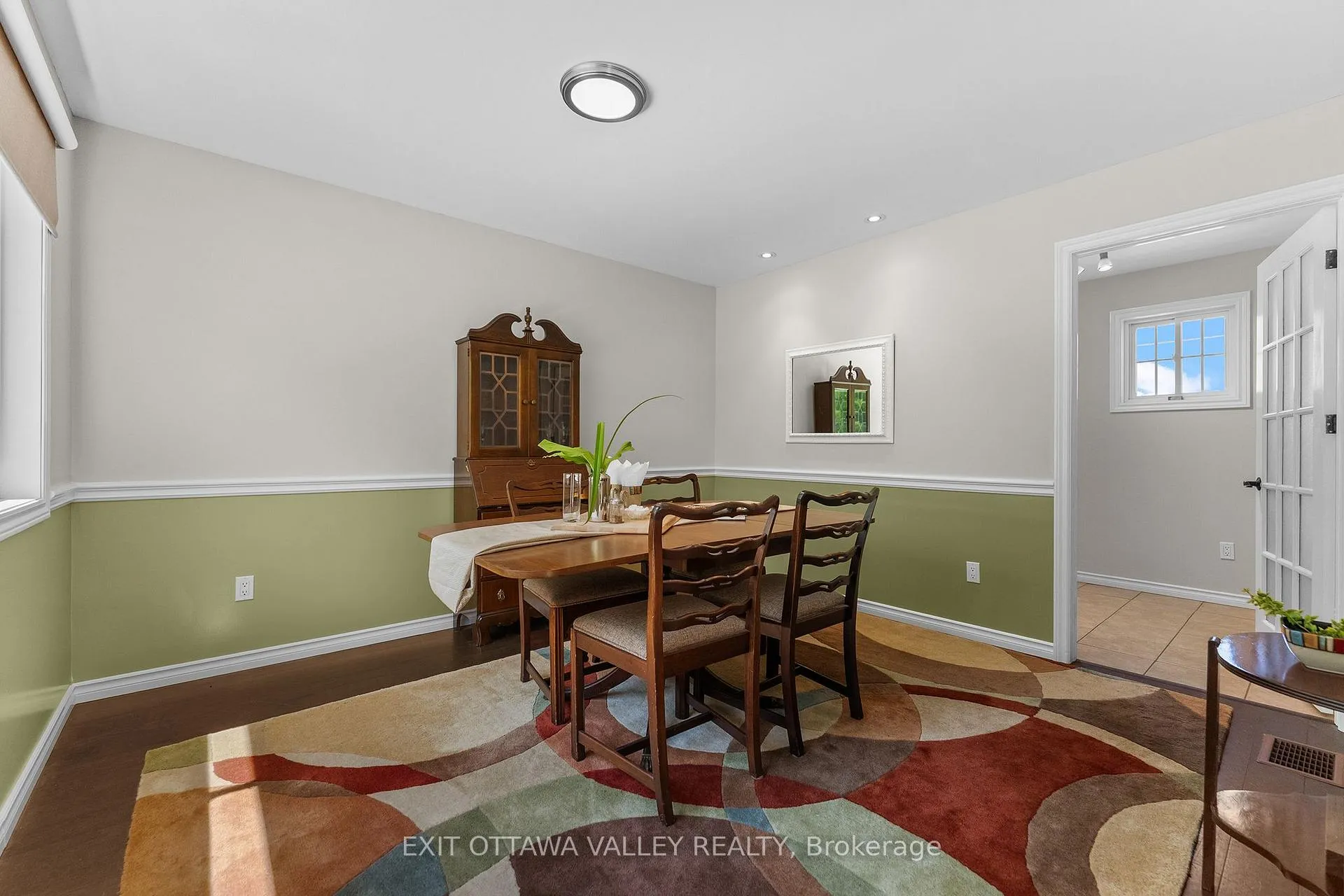 Photo 8 of 19 Vera Crescent, Whitewater Region, Beachburg — HOMEH