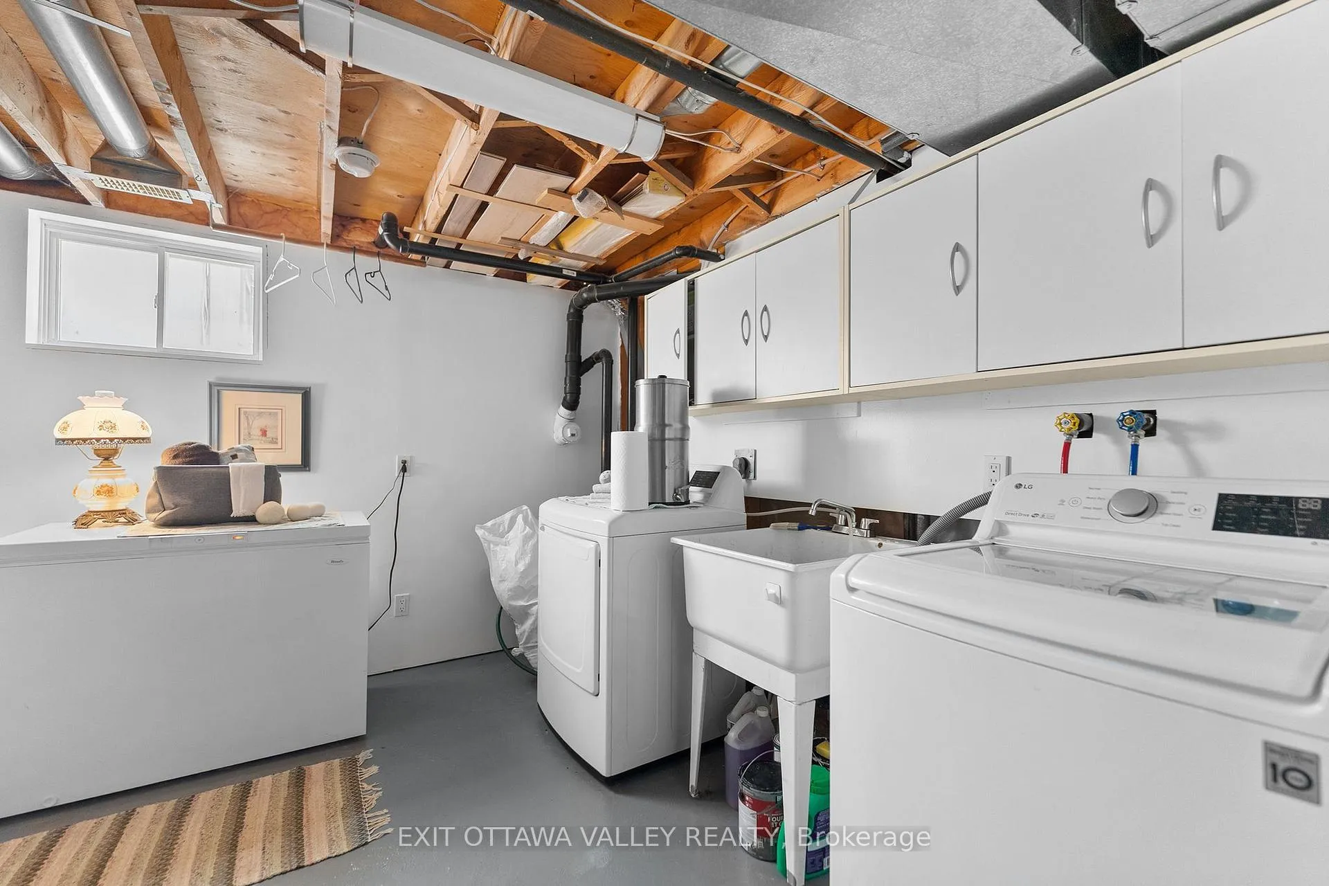 Photo 27 of 19 Vera Crescent, Whitewater Region, Beachburg — HOMEH