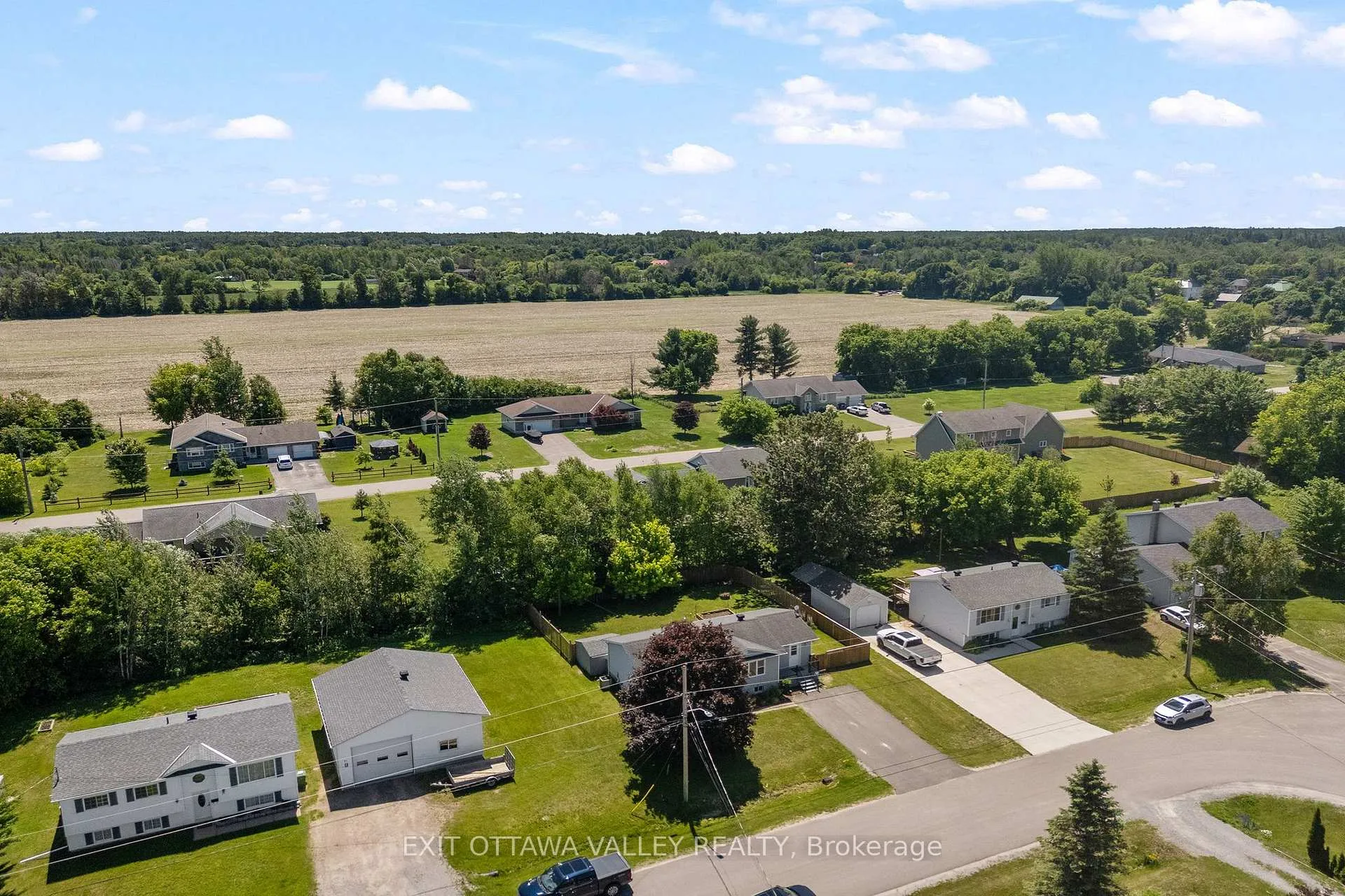 Photo 37 of 19 Vera Crescent, Whitewater Region, Beachburg — HOMEH