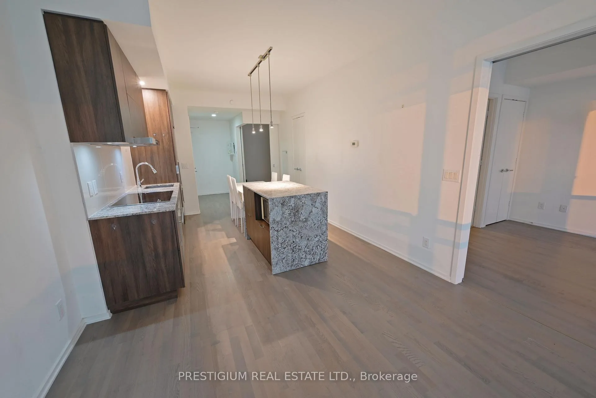 Photo 2 of Unit 2609, 1 Bloor Street E, Toronto, Church-Yonge Corridor — HOMEH