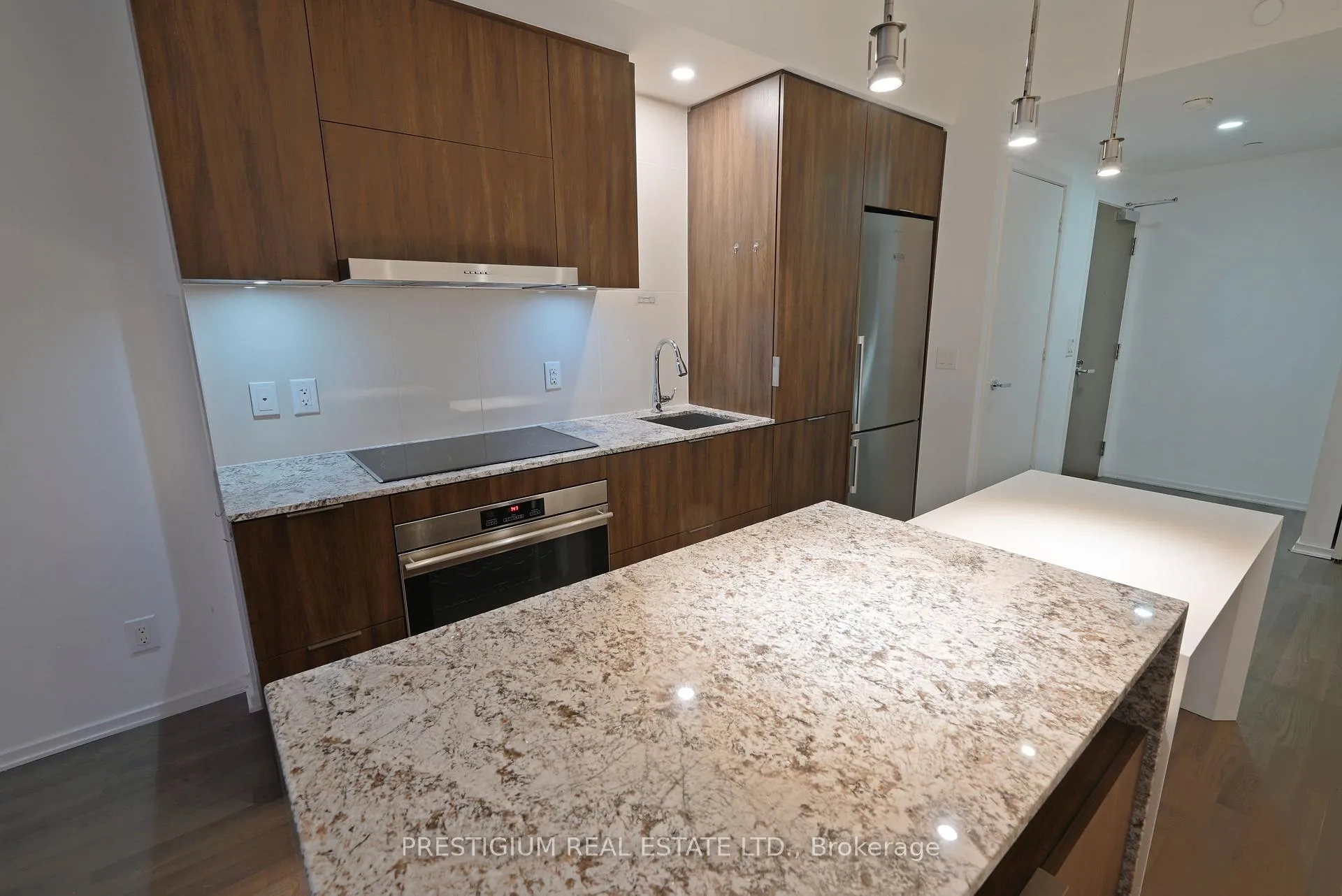 Photo 6 of Unit 2609, 1 Bloor Street E, Toronto, Church-Yonge Corridor — HOMEH