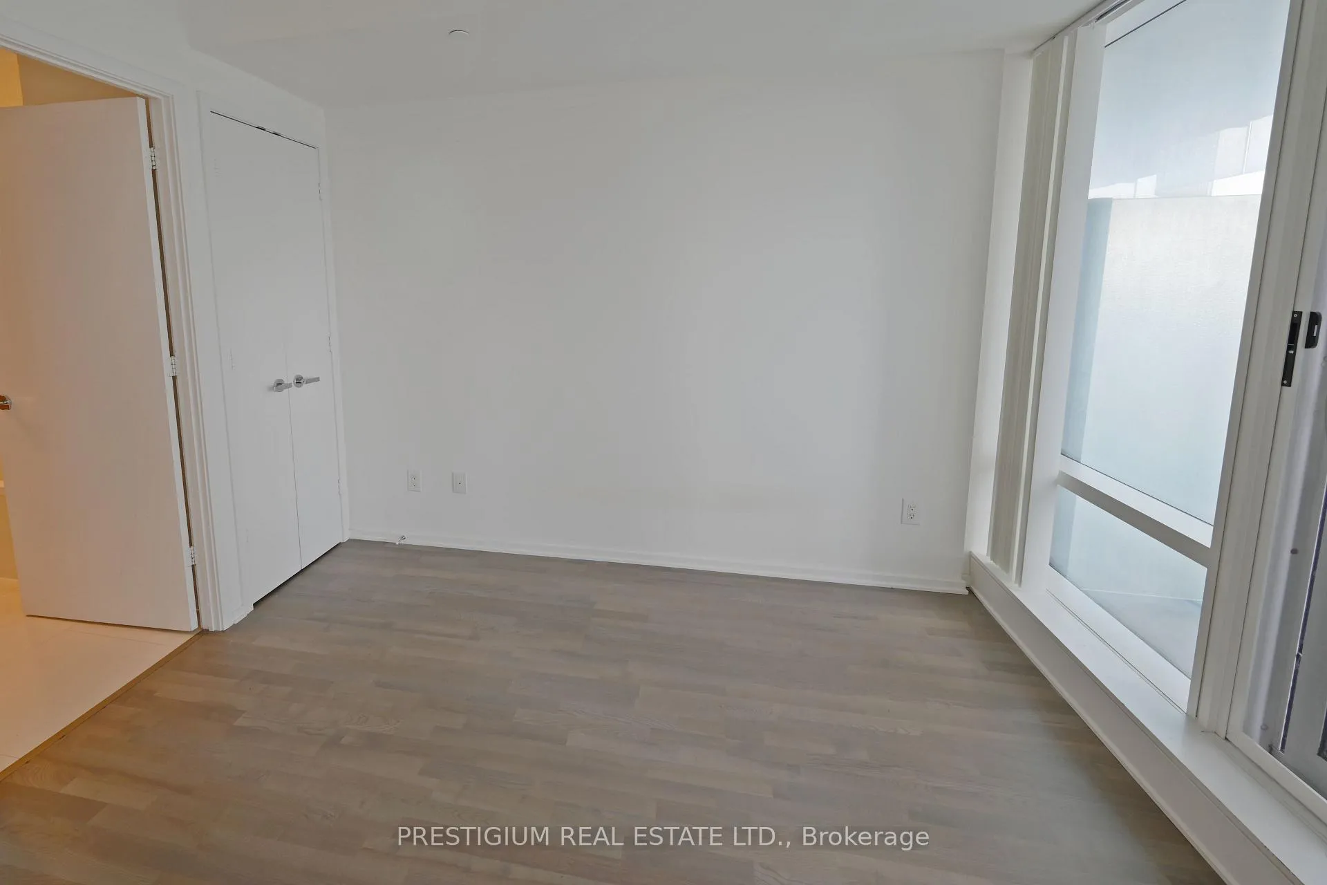 Photo 7 of Unit 2609, 1 Bloor Street E, Toronto, Church-Yonge Corridor — HOMEH