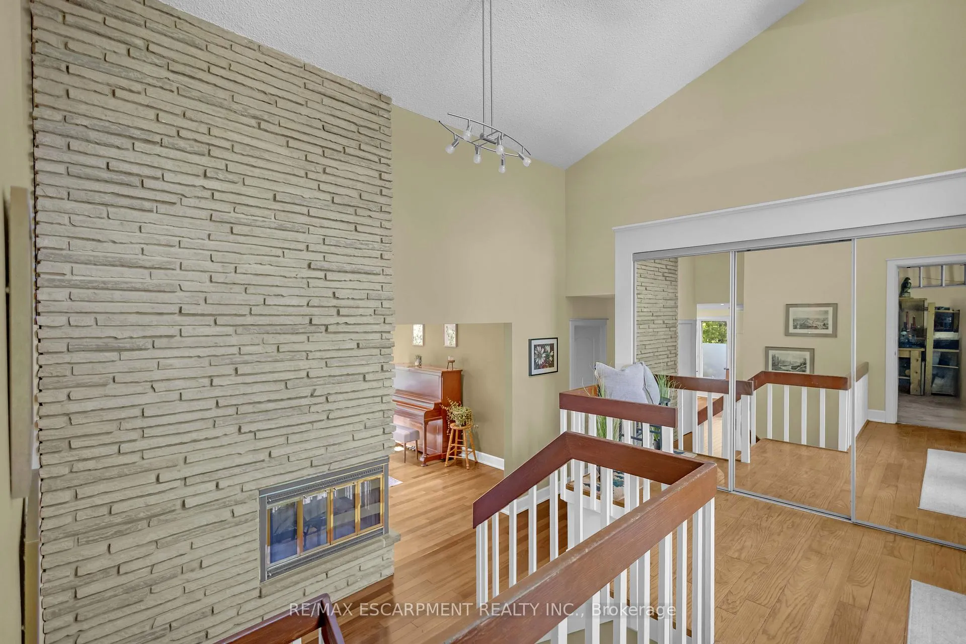 Photo 7 of 59 Park Road S, Grimsby, Grimsby East — HOMEH