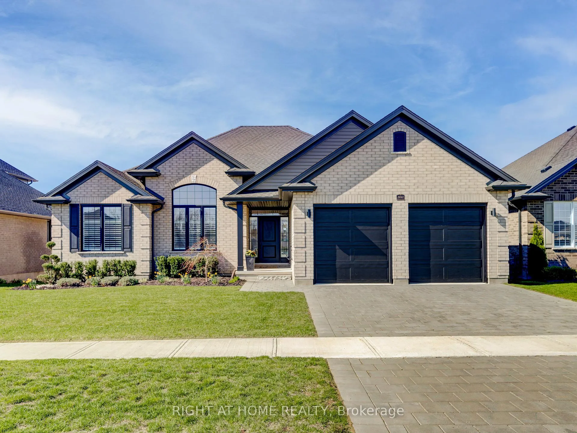 Photo of 2043 Lockwood Crescent