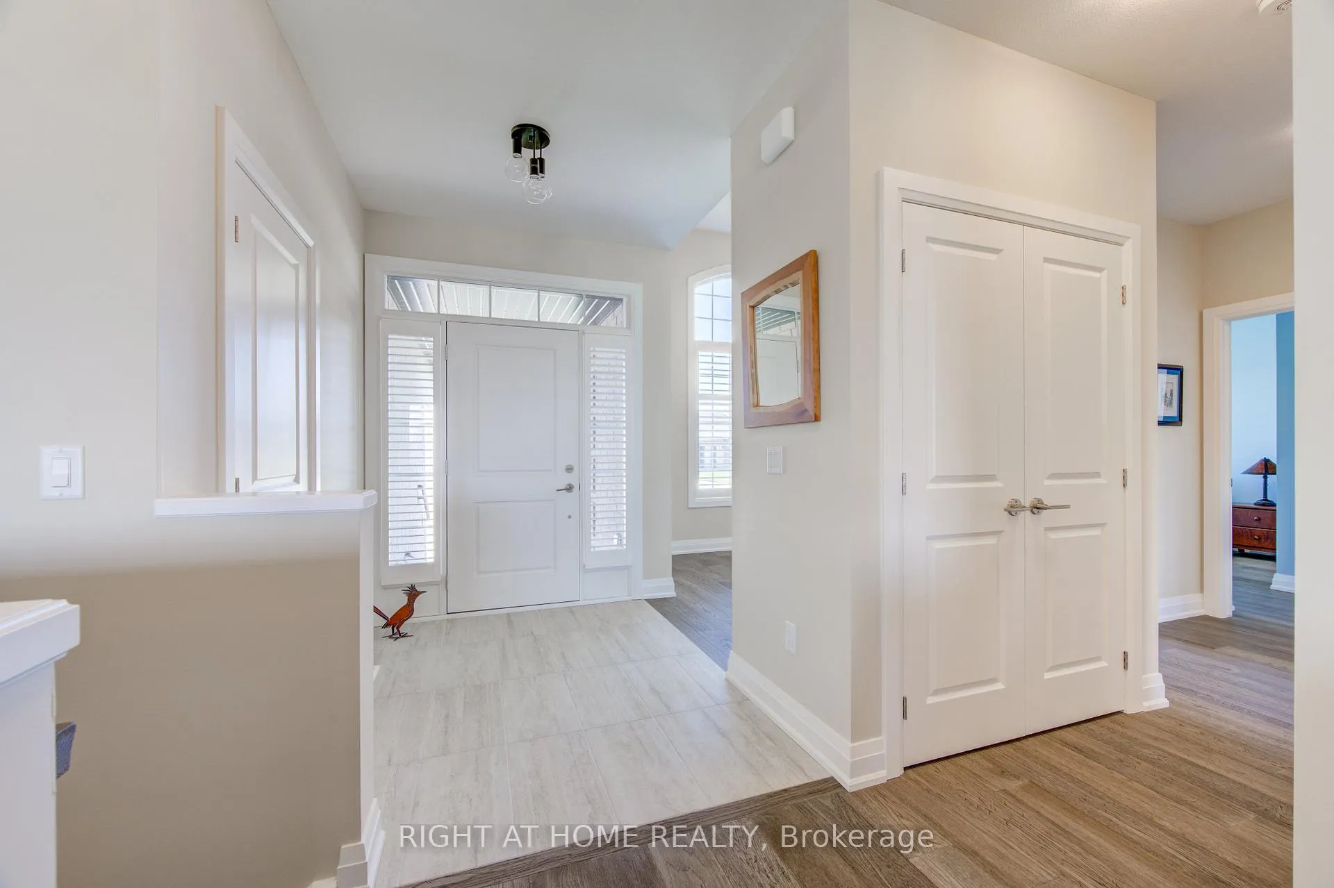 Photo 6 of 2043 Lockwood Crescent, Strathroy-Caradoc, Mount Brydges — HOMEH