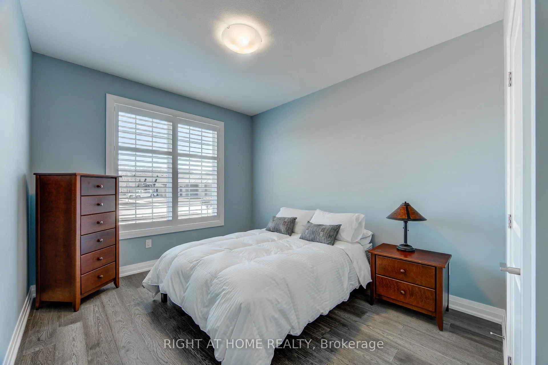 Photo 30 of 2043 Lockwood Crescent, Strathroy-Caradoc, Mount Brydges — HOMEH